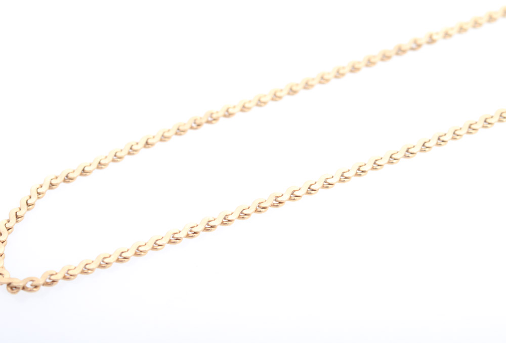 Vintage 14K Yellow Gold Repousse Pendant Necklace