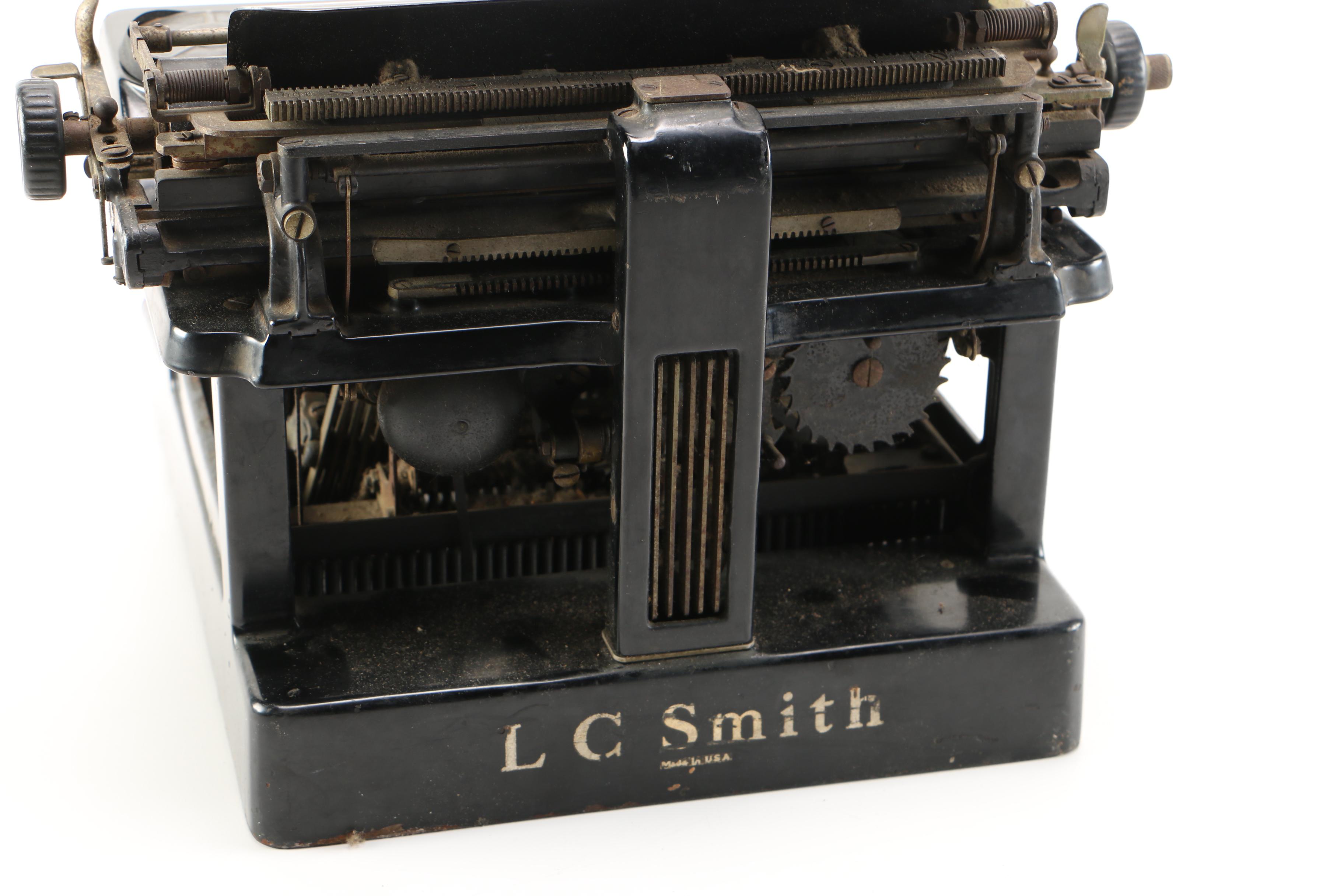 Vintage L.C. Smith 8-10 typewriter