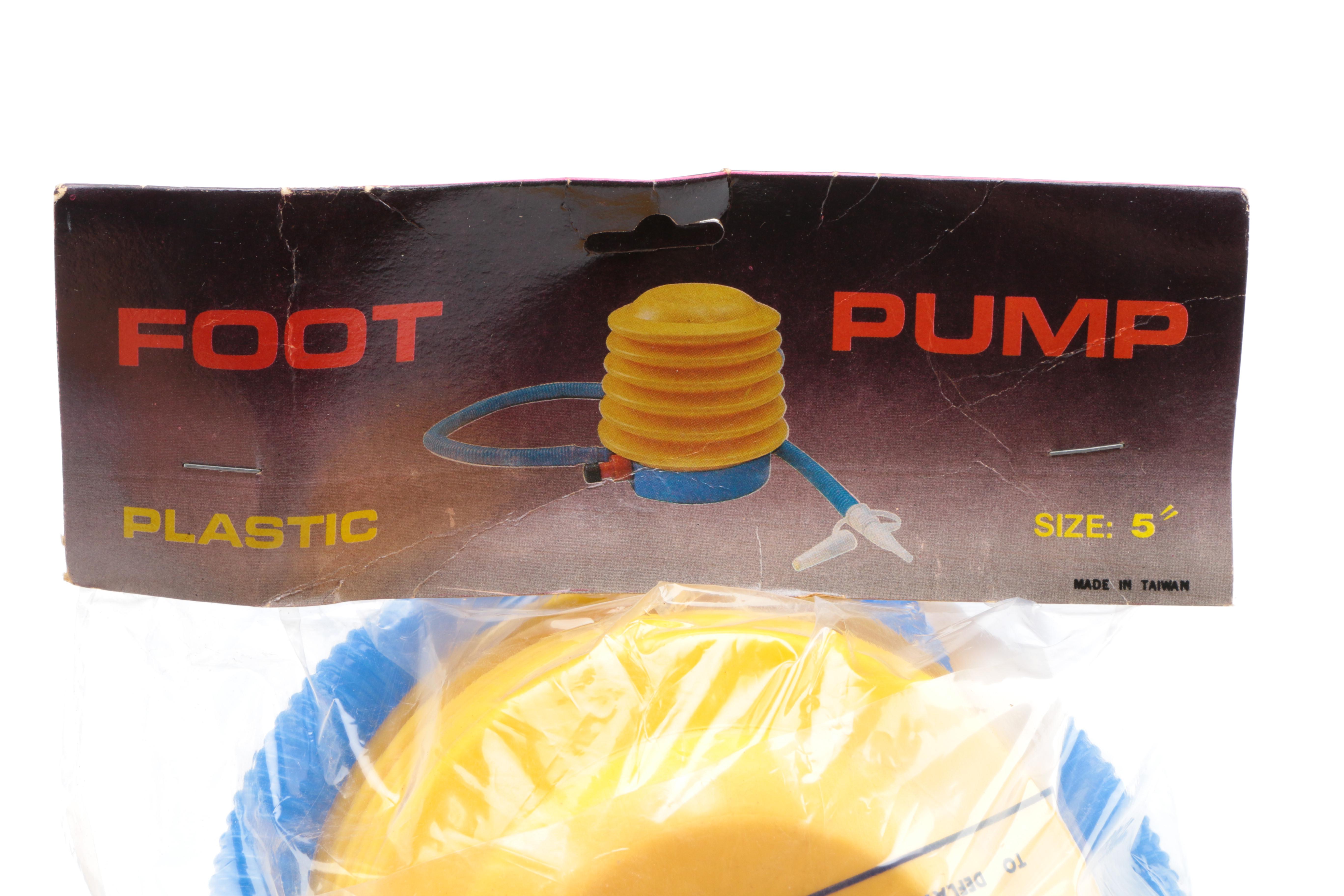 Vinyl Inflatable Champion Boats With Plastic Oars and Foot Pumps