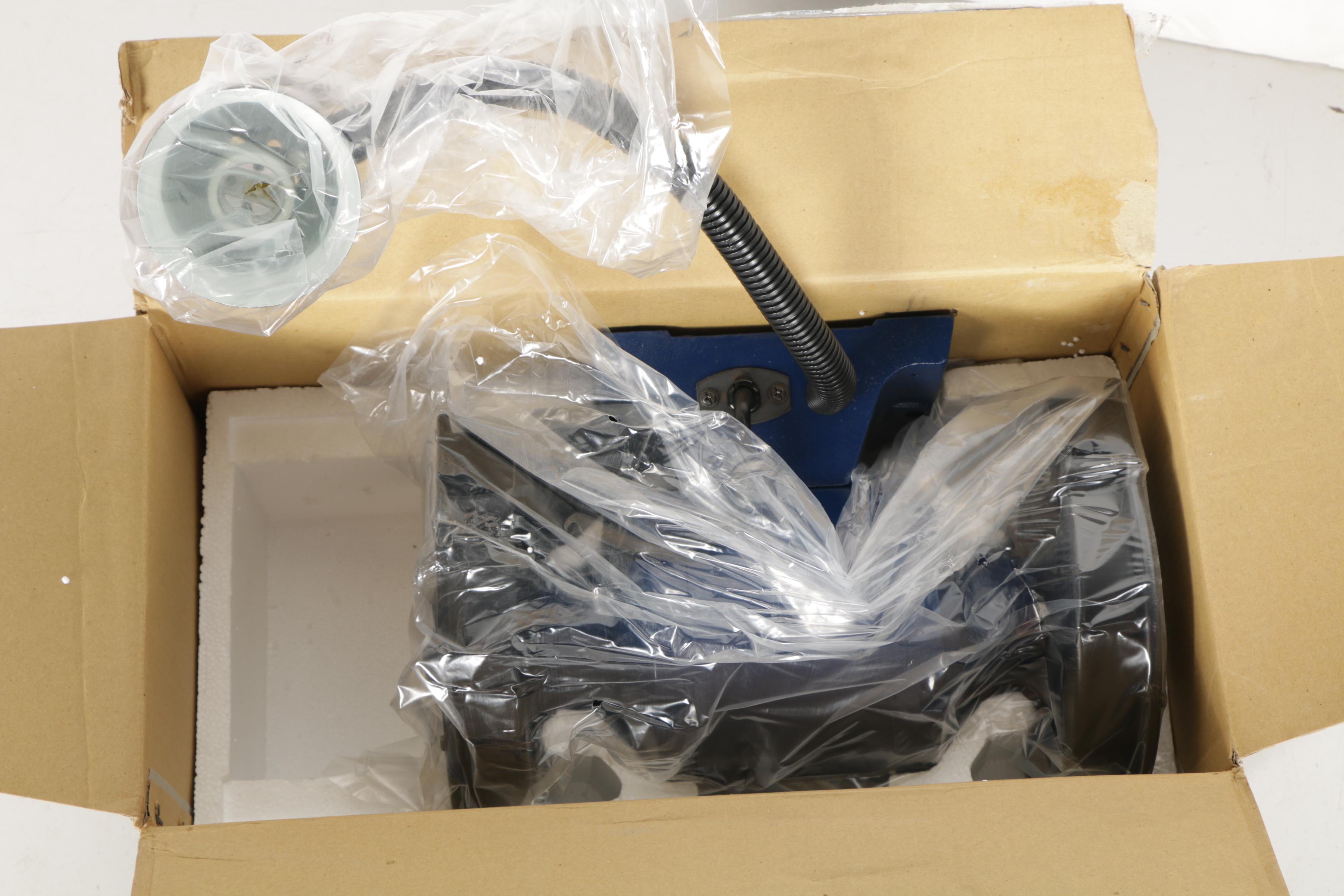 Benchtop 6" "Bench Grinder With Work Light"