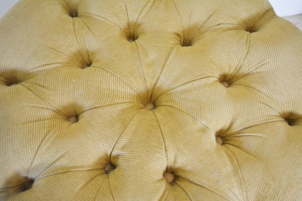 Upholstered Mobile Ottoman