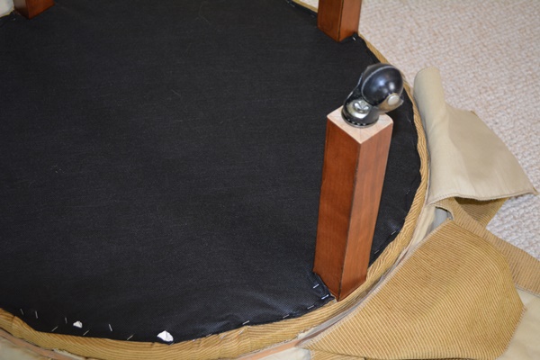 Upholstered Mobile Ottoman