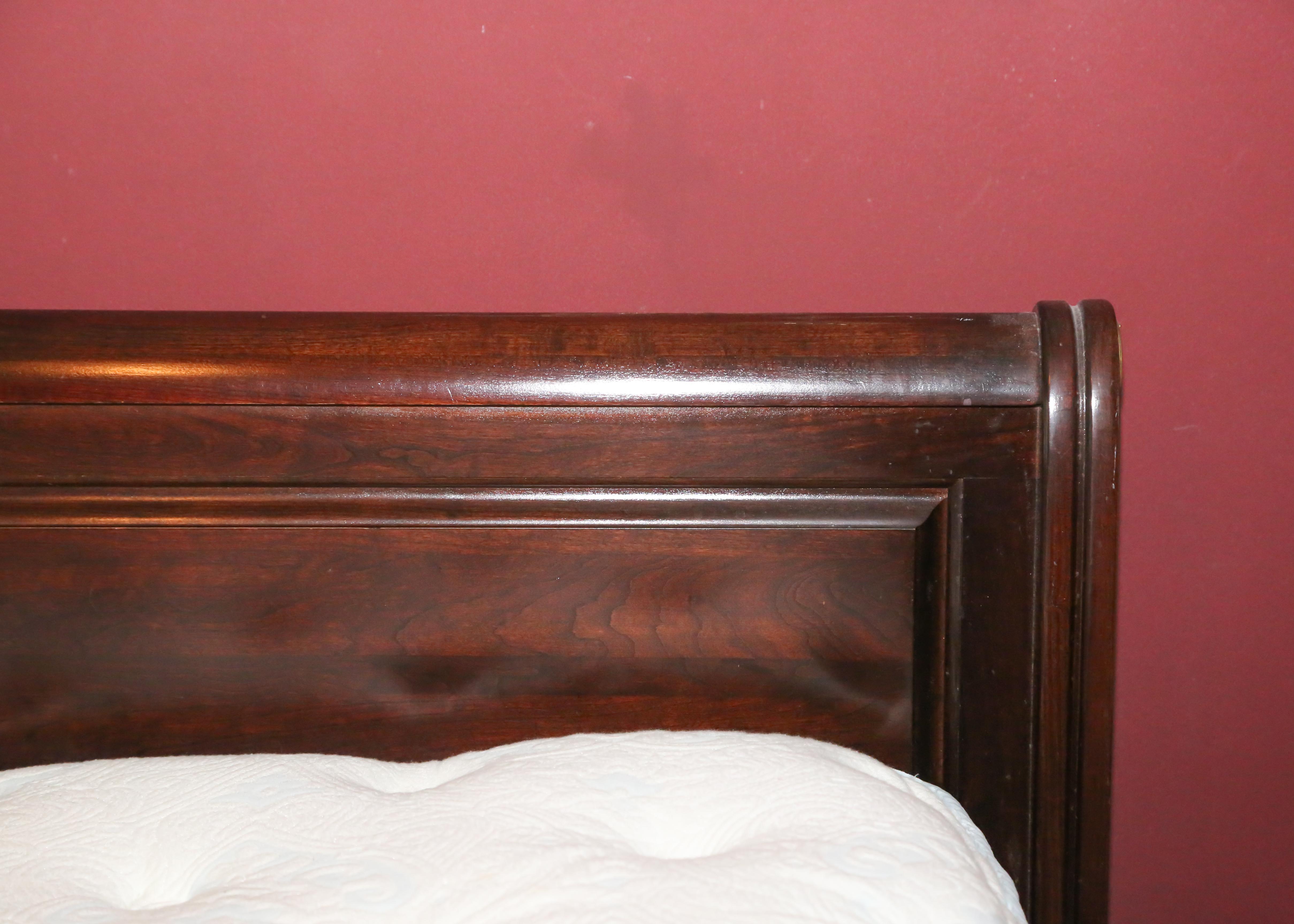 King Size Sleigh Bed