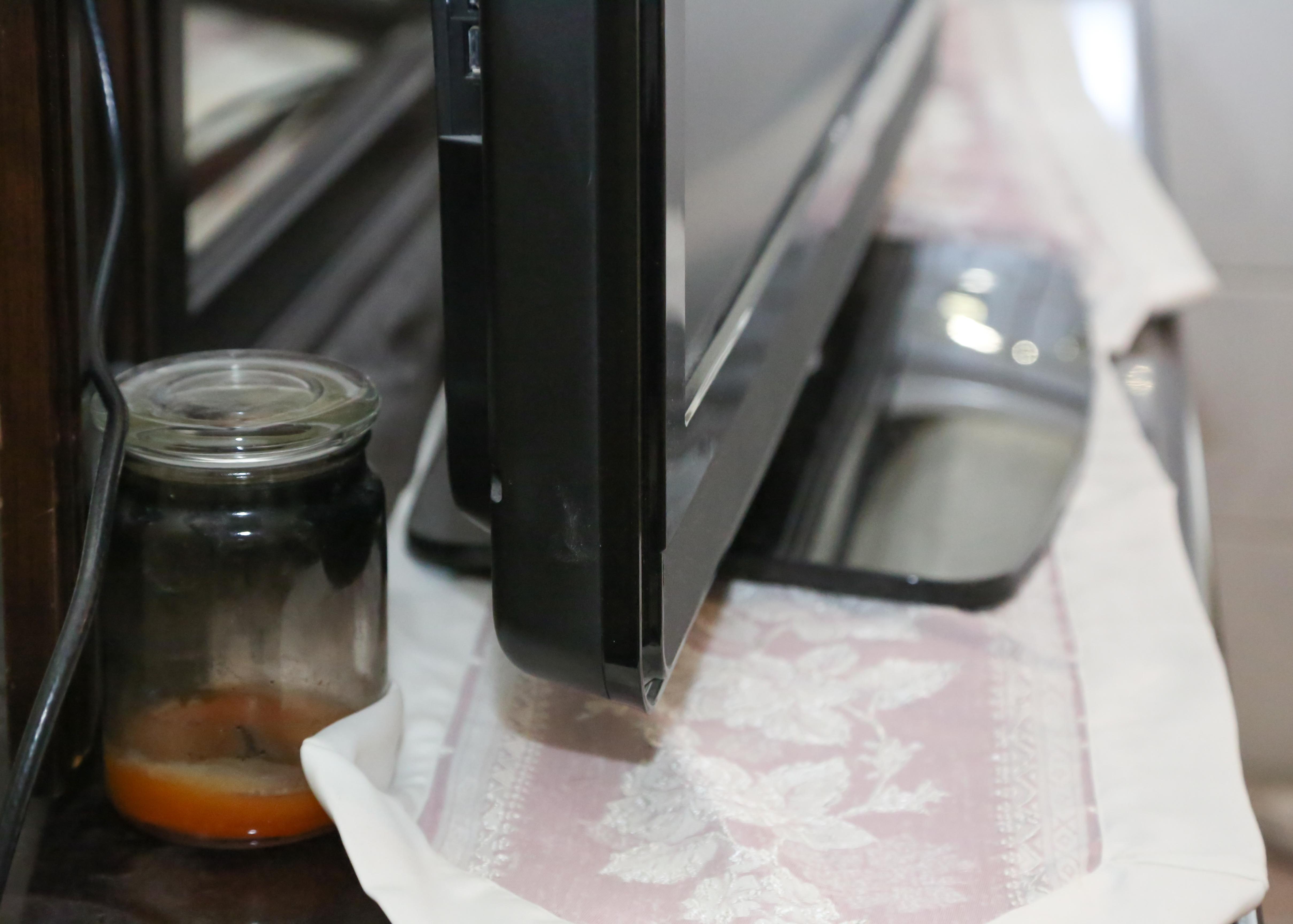 Magnavox LCD Television