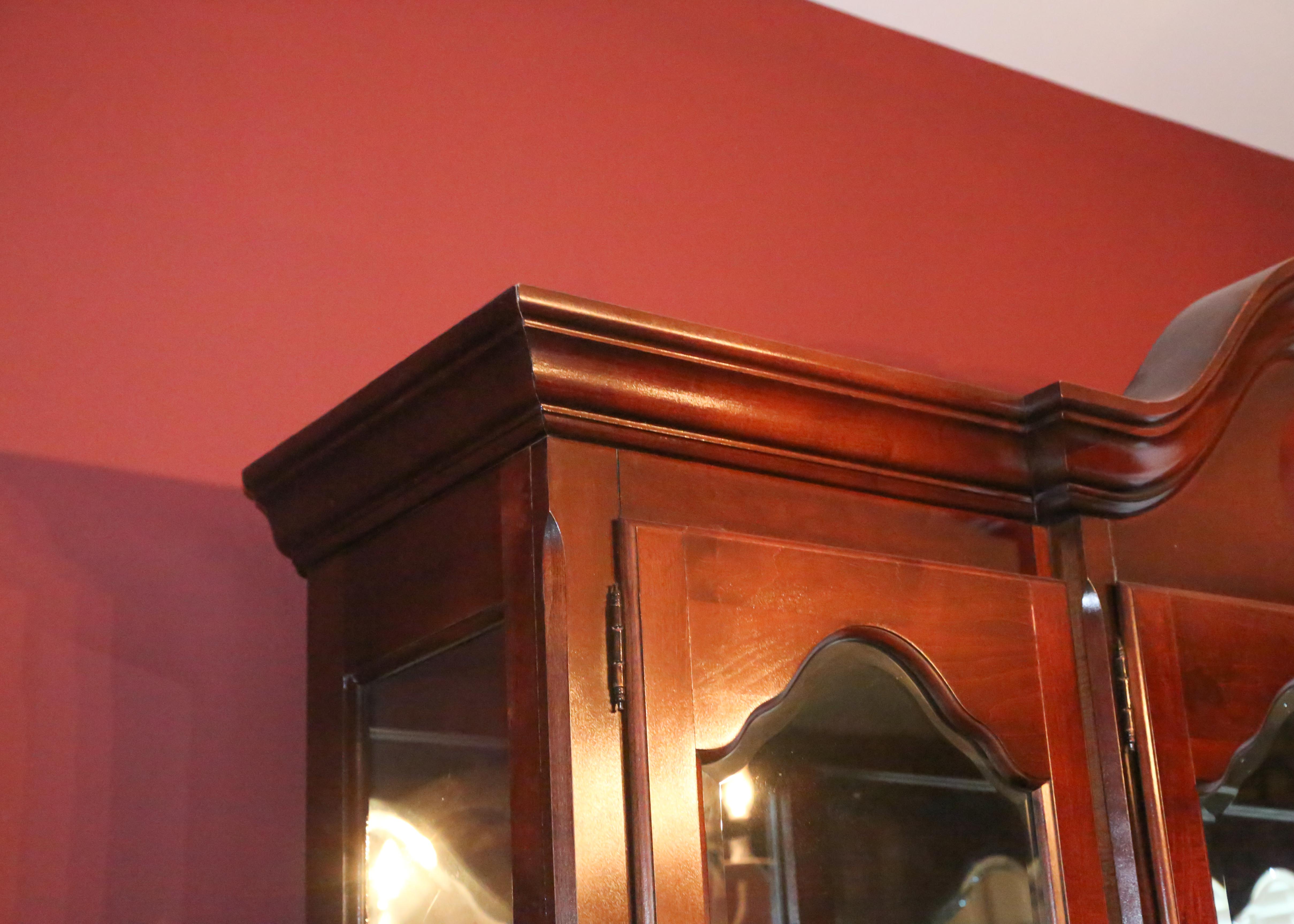 Thomasville "Impressions" China Cabinet