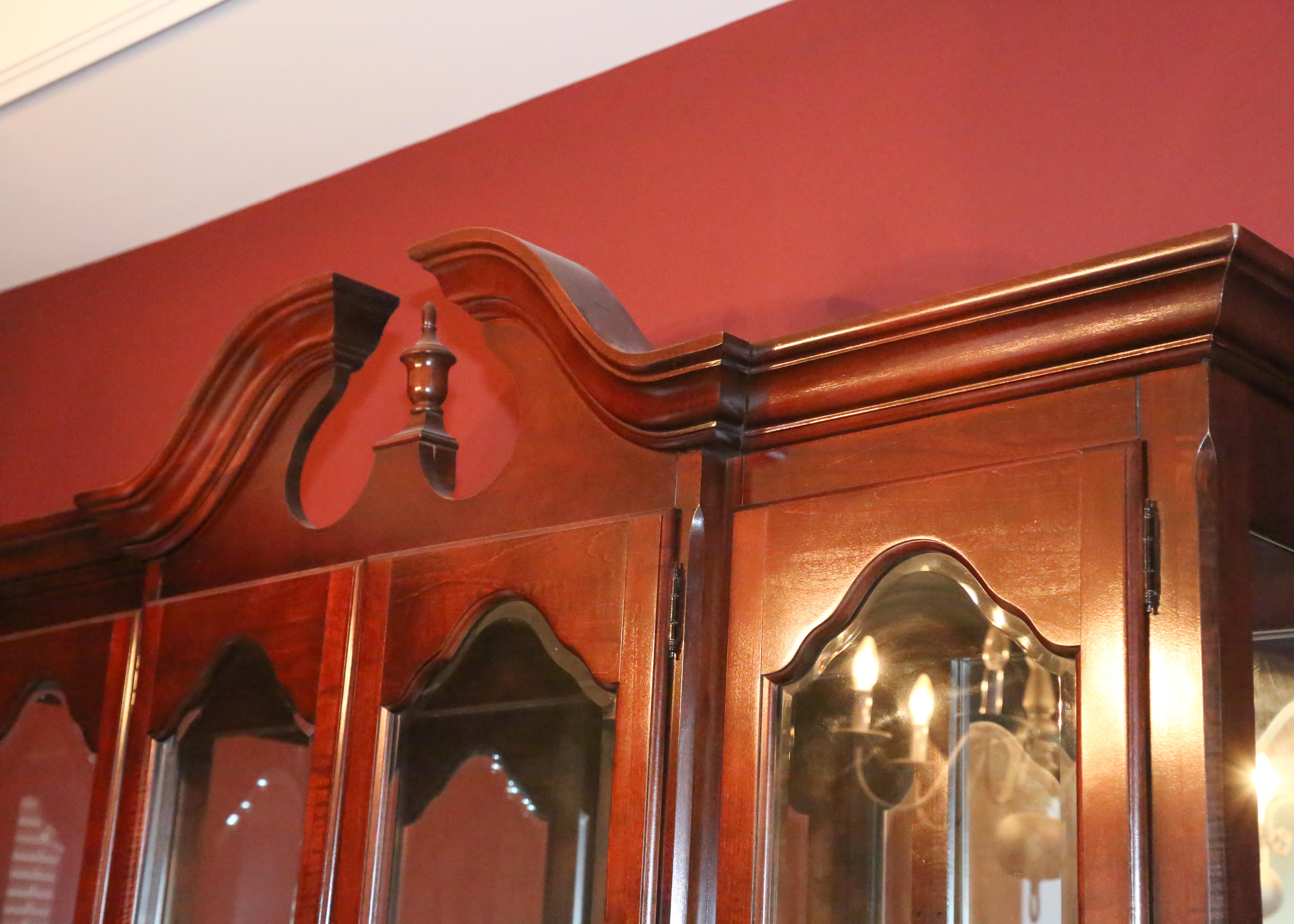 Thomasville "Impressions" China Cabinet