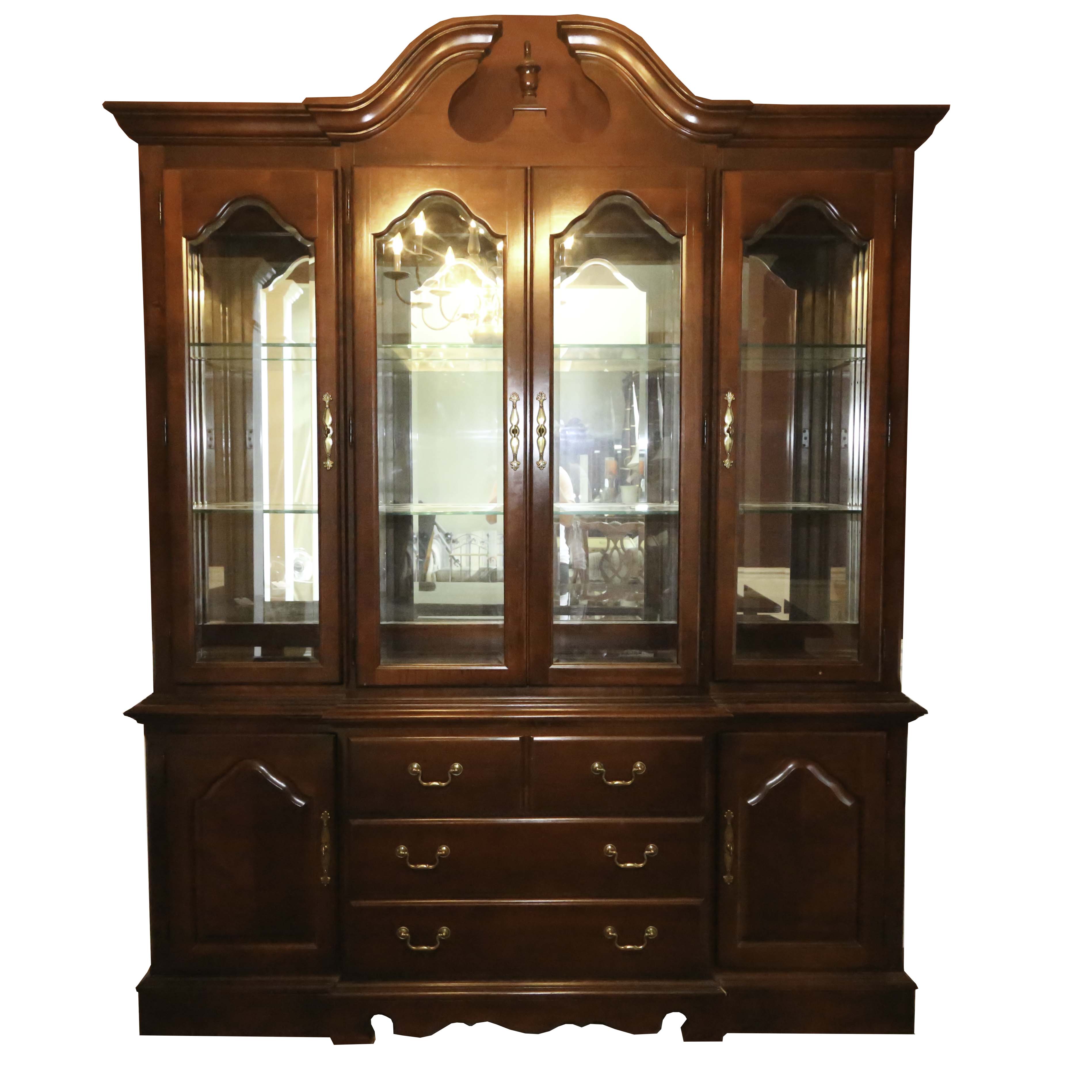 Thomasville "Impressions" China Cabinet