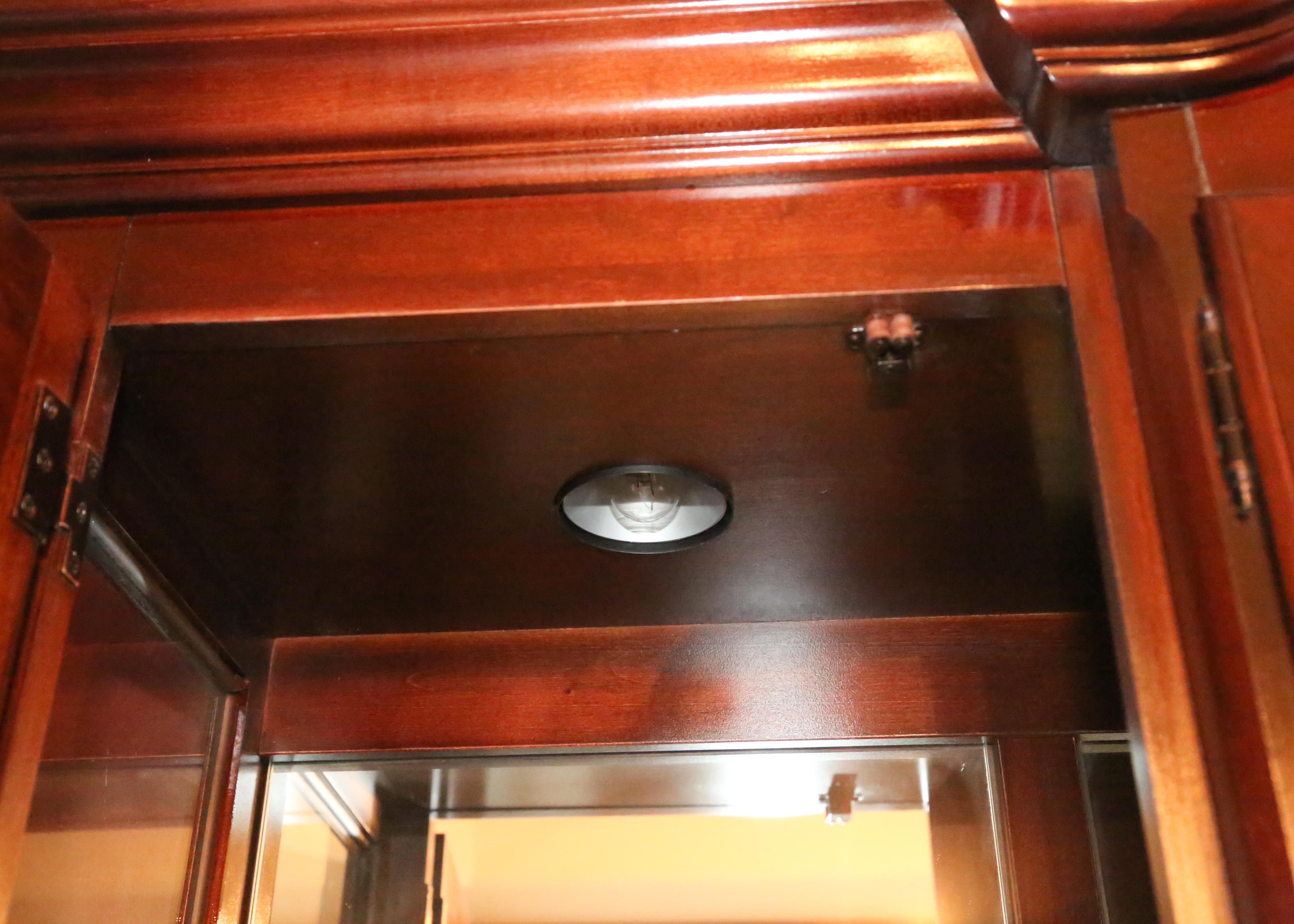 Thomasville "Impressions" China Cabinet