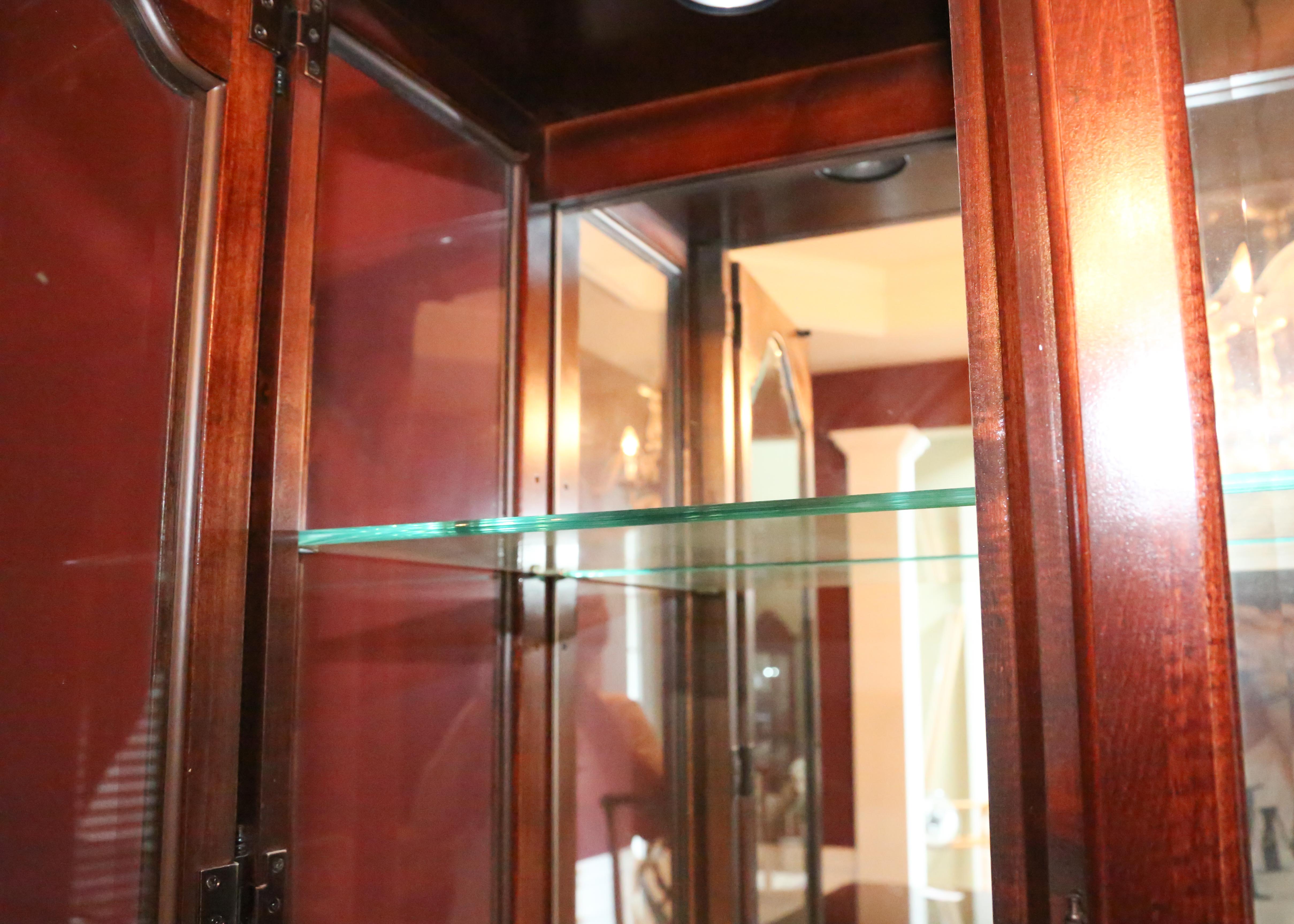 Thomasville "Impressions" China Cabinet