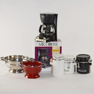 Coffee Set With Colanders