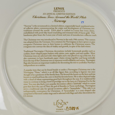 Lenox 2007 Norway Christmas Trees Around The World Collector Plate