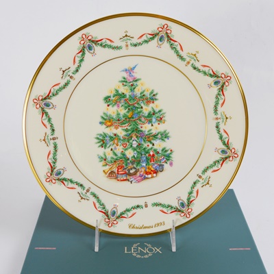 Lenox 1993 England Christmas Trees Around The World Collector Plate