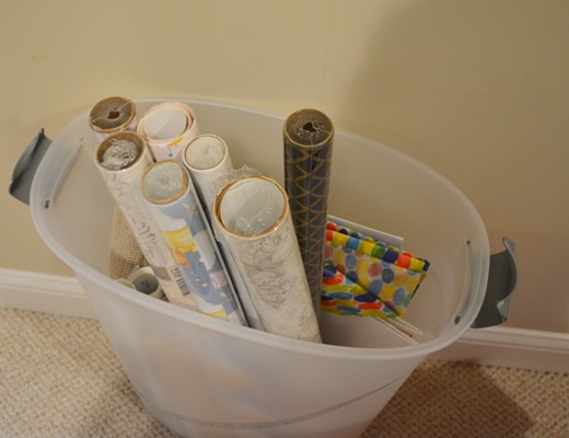 Sterlite and HomZ Christmas Storage Containers, Wreaths and Wrapping Paper