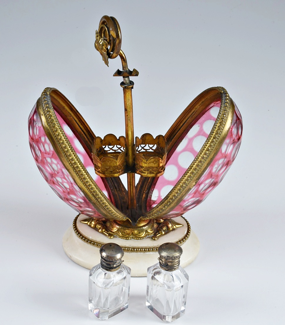 19th Century French Cut to Clear Perfume "Etui" in Egg Form