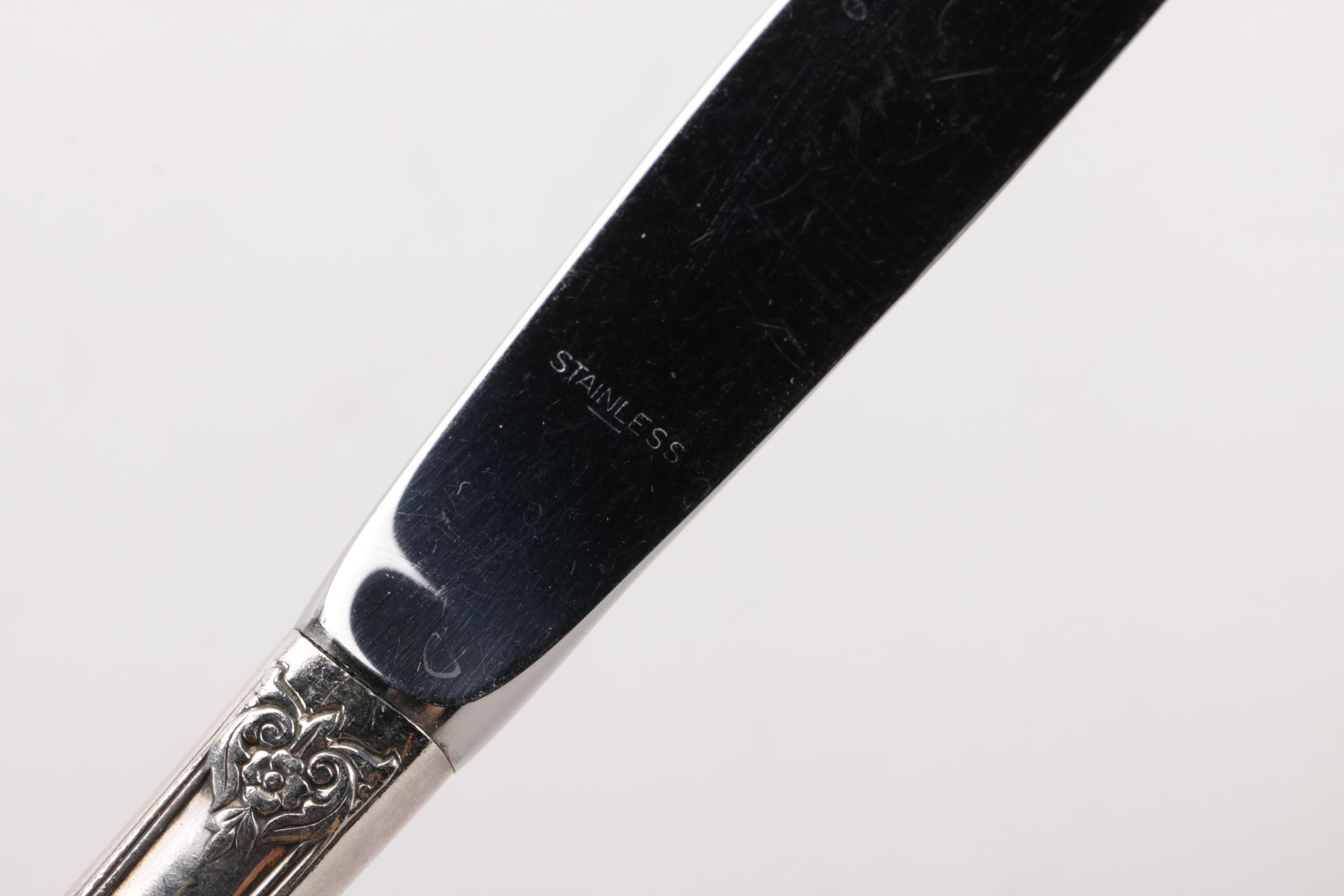 Rogers Bros. "Heritage" Silver Plate Flatware Set