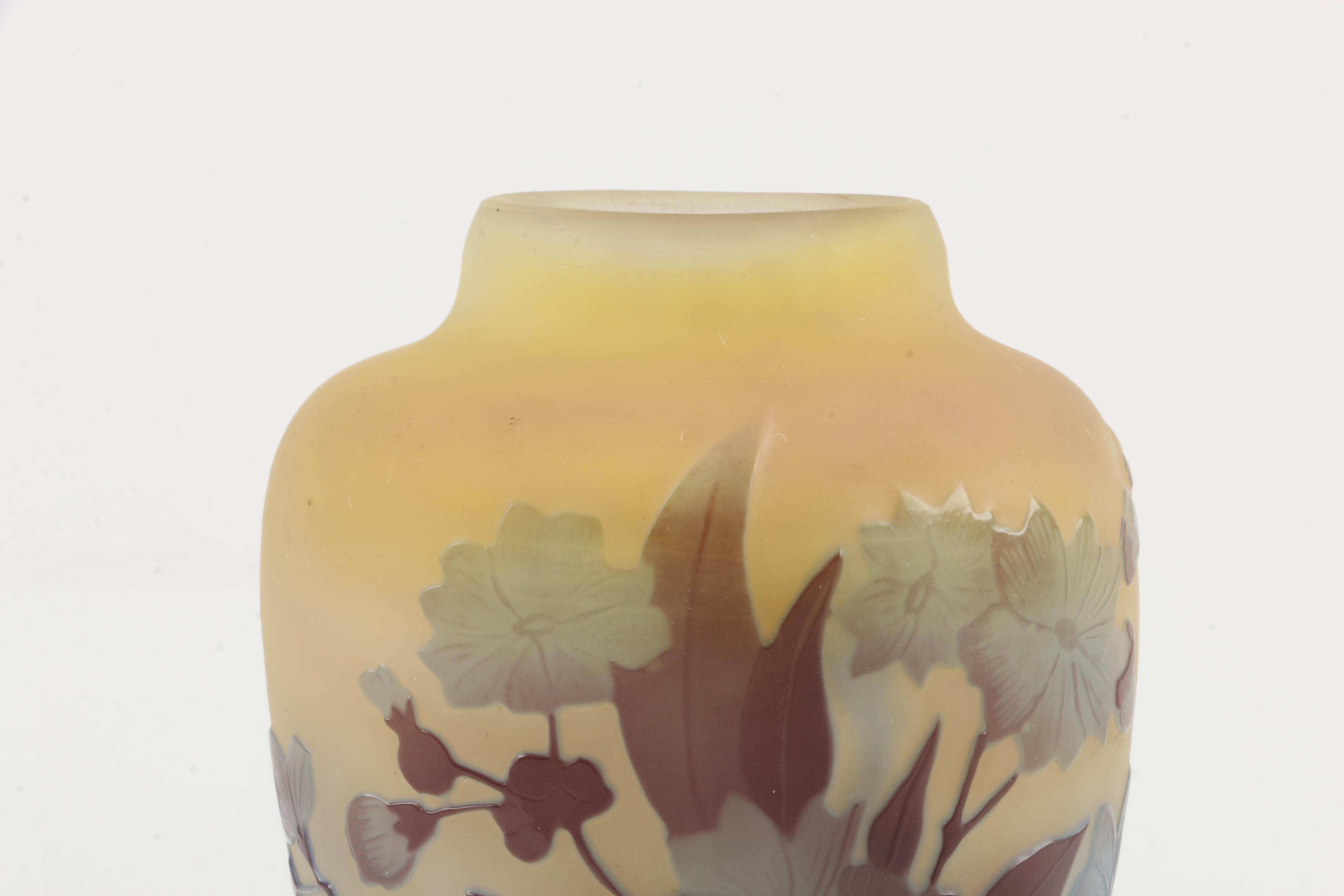 Circa 1900 Emile Gallé (French 1846-1904) Art Nouveau Cameo Vase