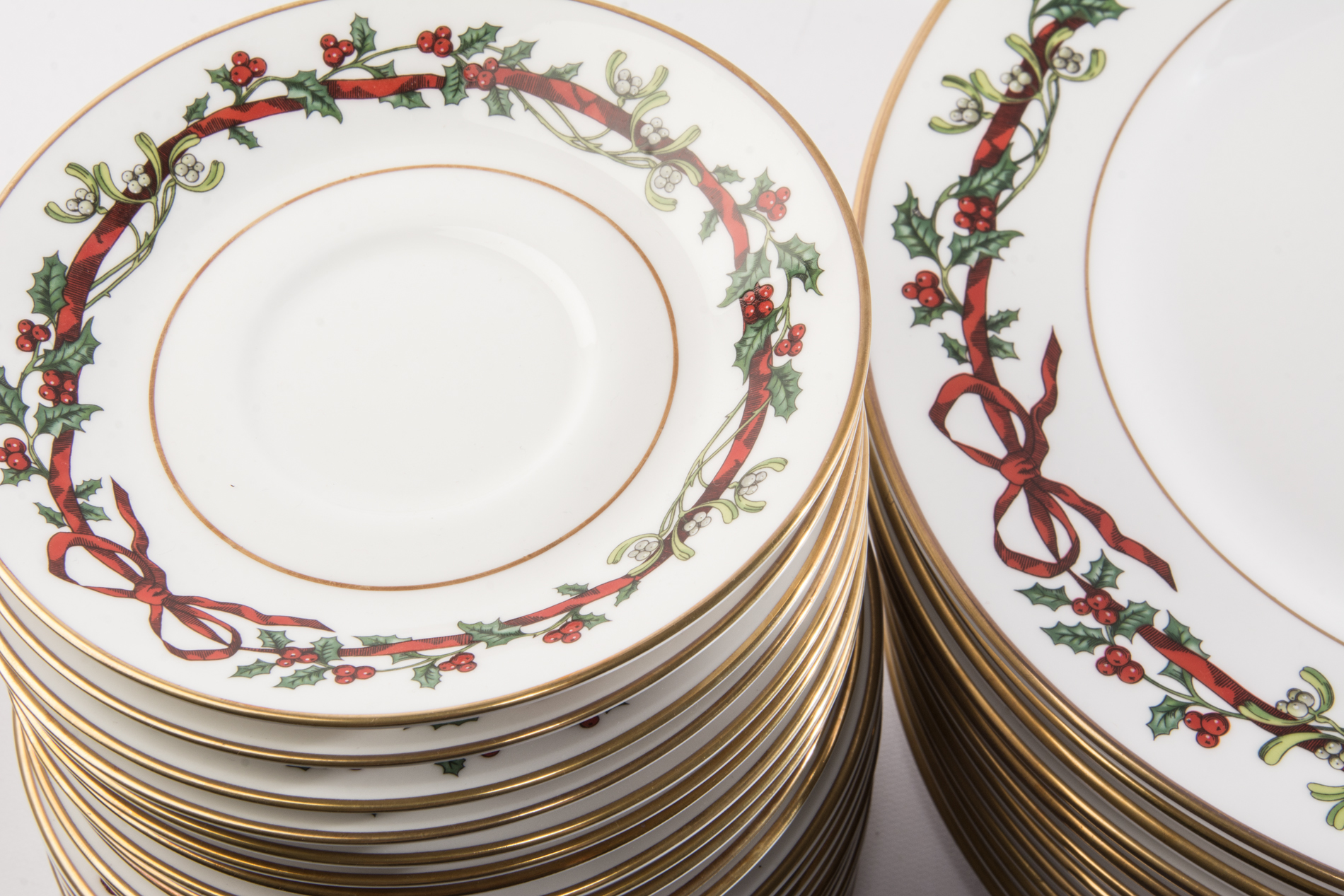 Royal Worcester "Holly Ribbons" Fine Bone China Six Piece Place Setting for Twelve