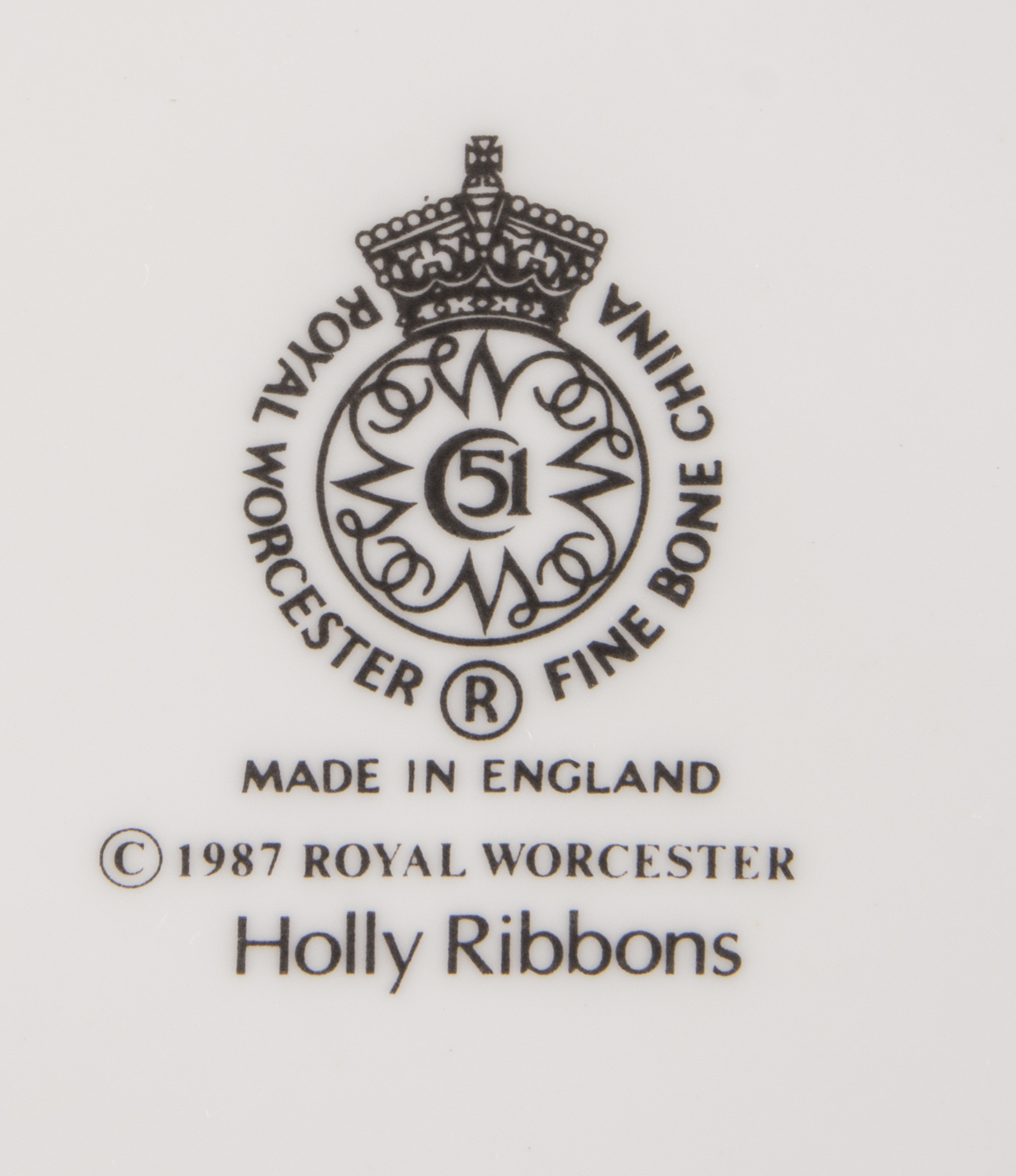 Royal Worcester "Holly Ribbons" Fine Bone China Six Piece Place Setting for Twelve