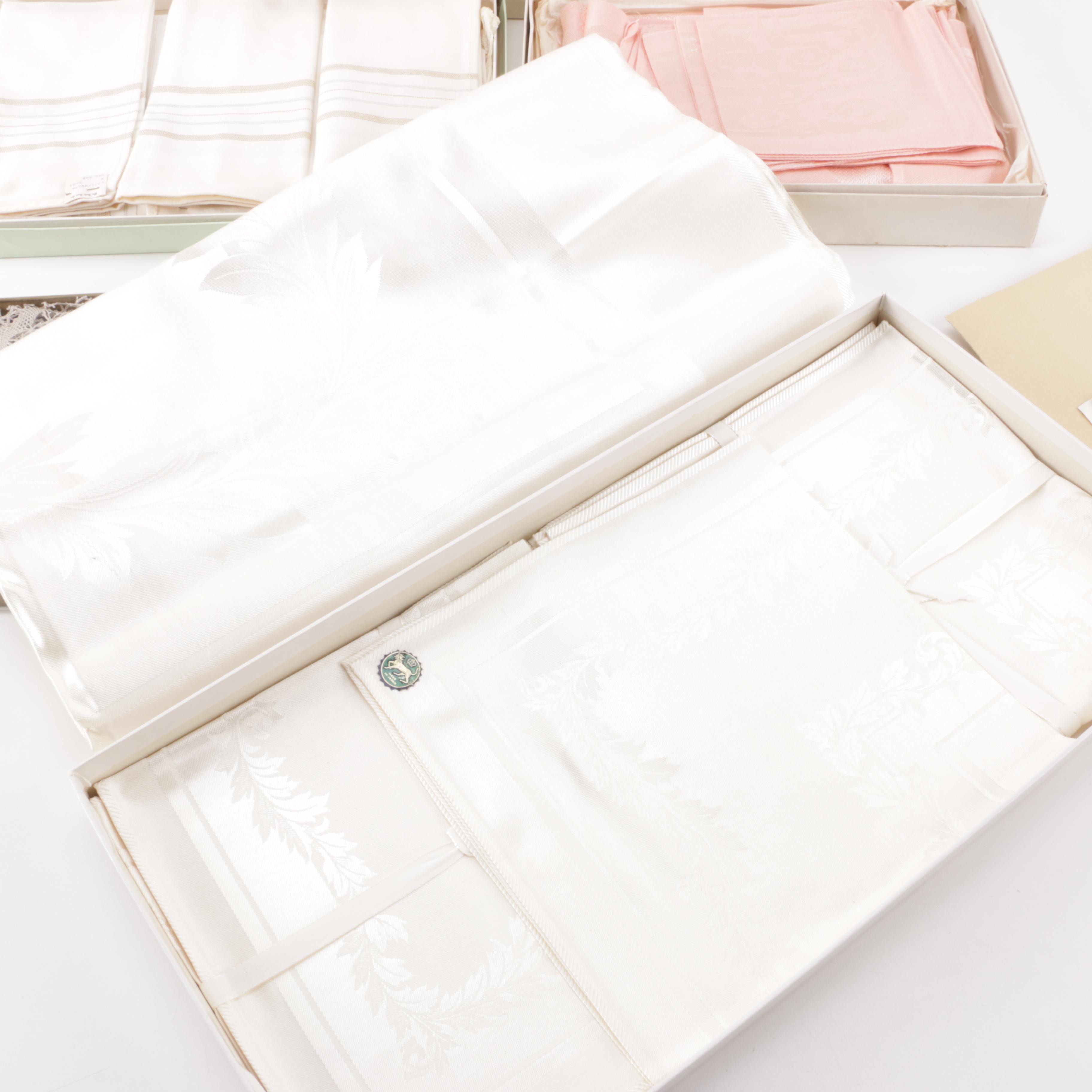 Vintage Kitchen Linens and Doilies