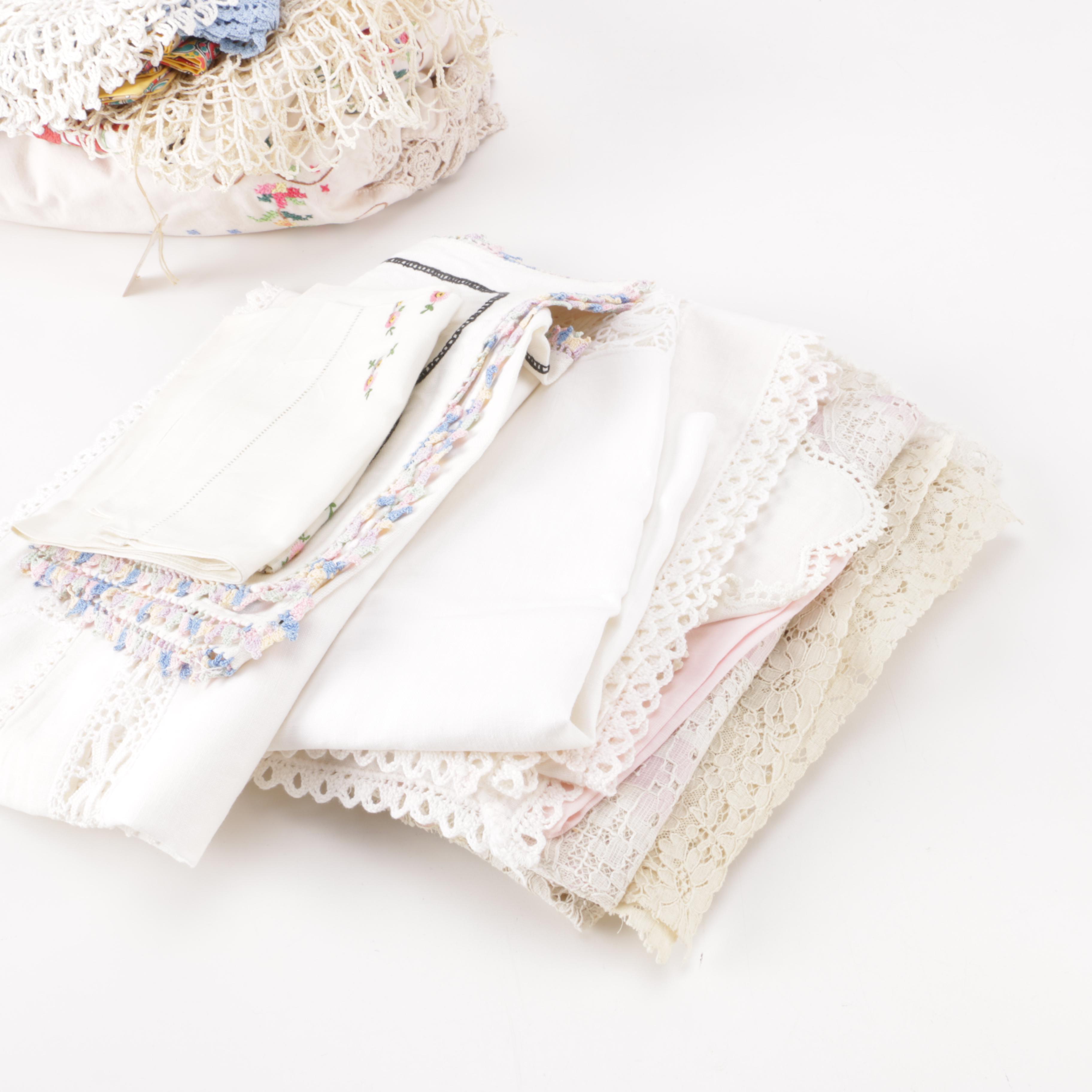 Vintage Kitchen Linens and Doilies