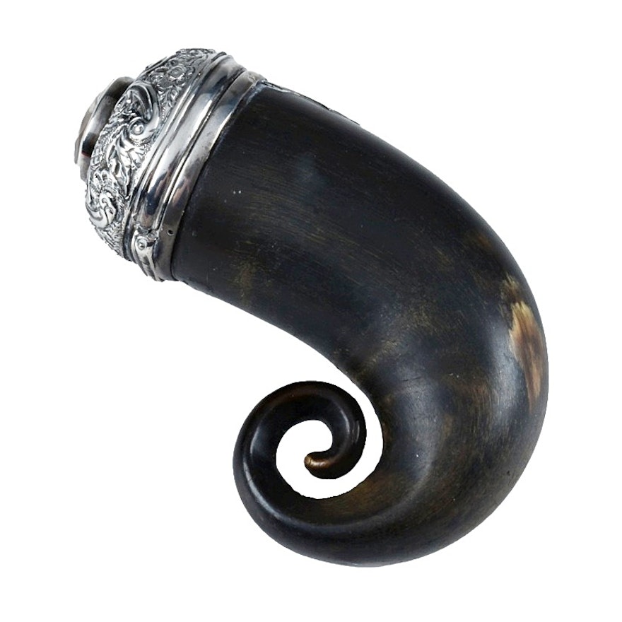 Early 19th Century Scottish Horn Snuff Mull with Silver Cap
