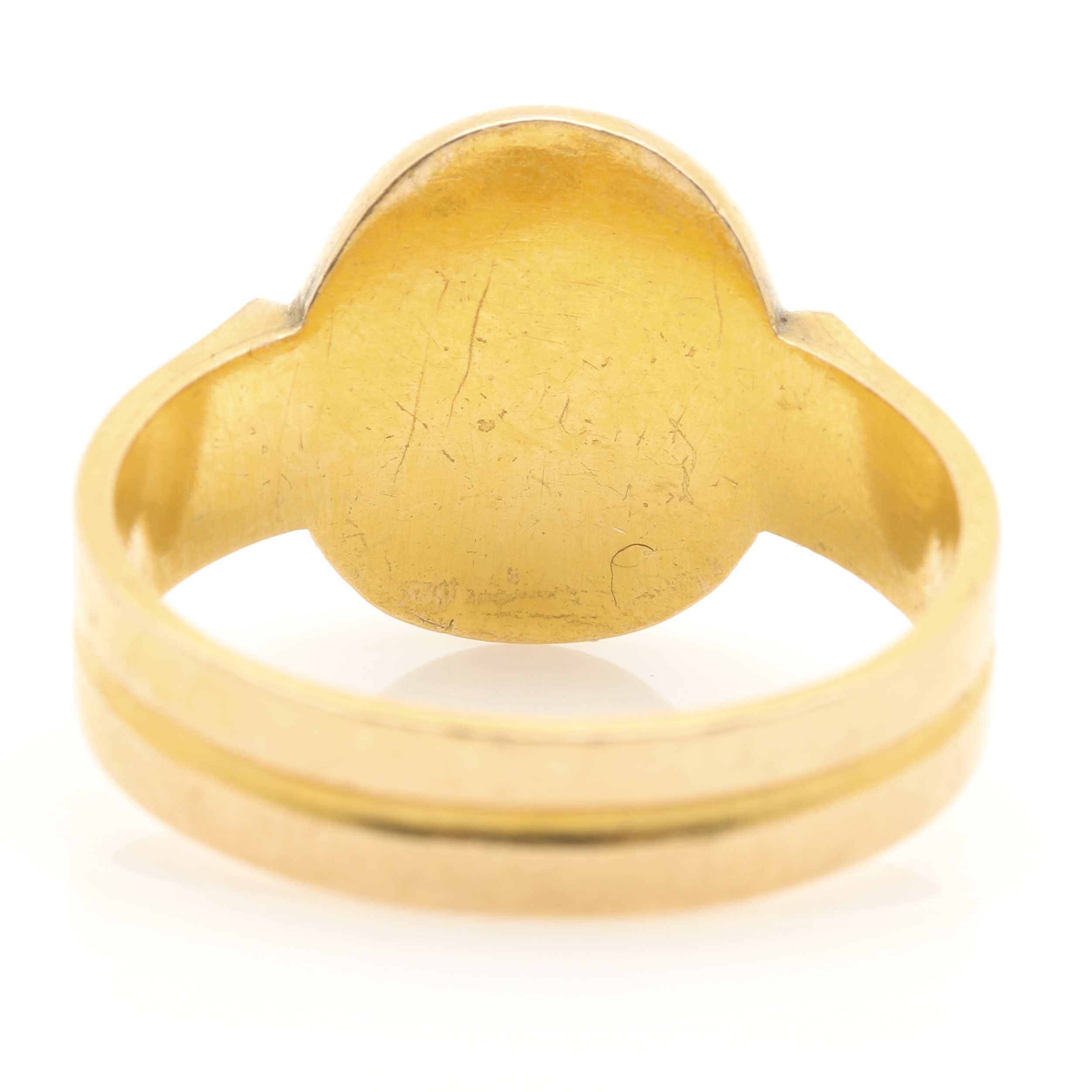 18K Yellow Gold Carved Onyx Cameo Ring