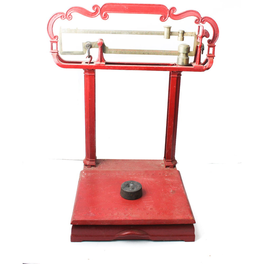 Antique Cast Iron Howe Grocer Scale