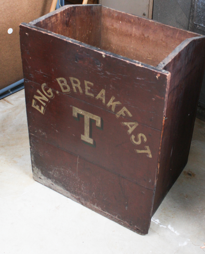 Oversize English Breakfast Tea Crate