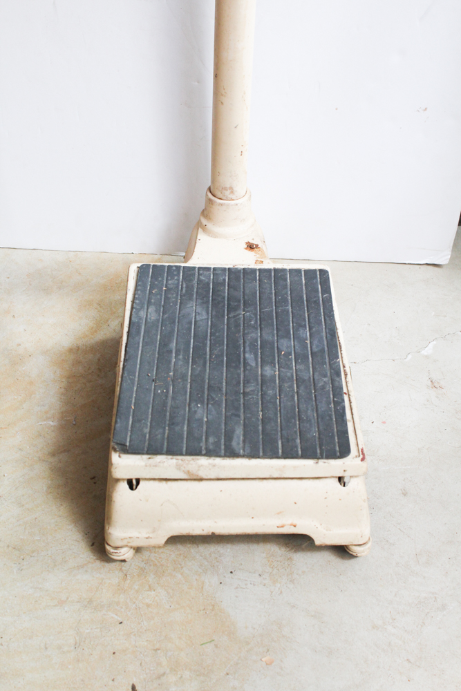 Continental Medical Scale