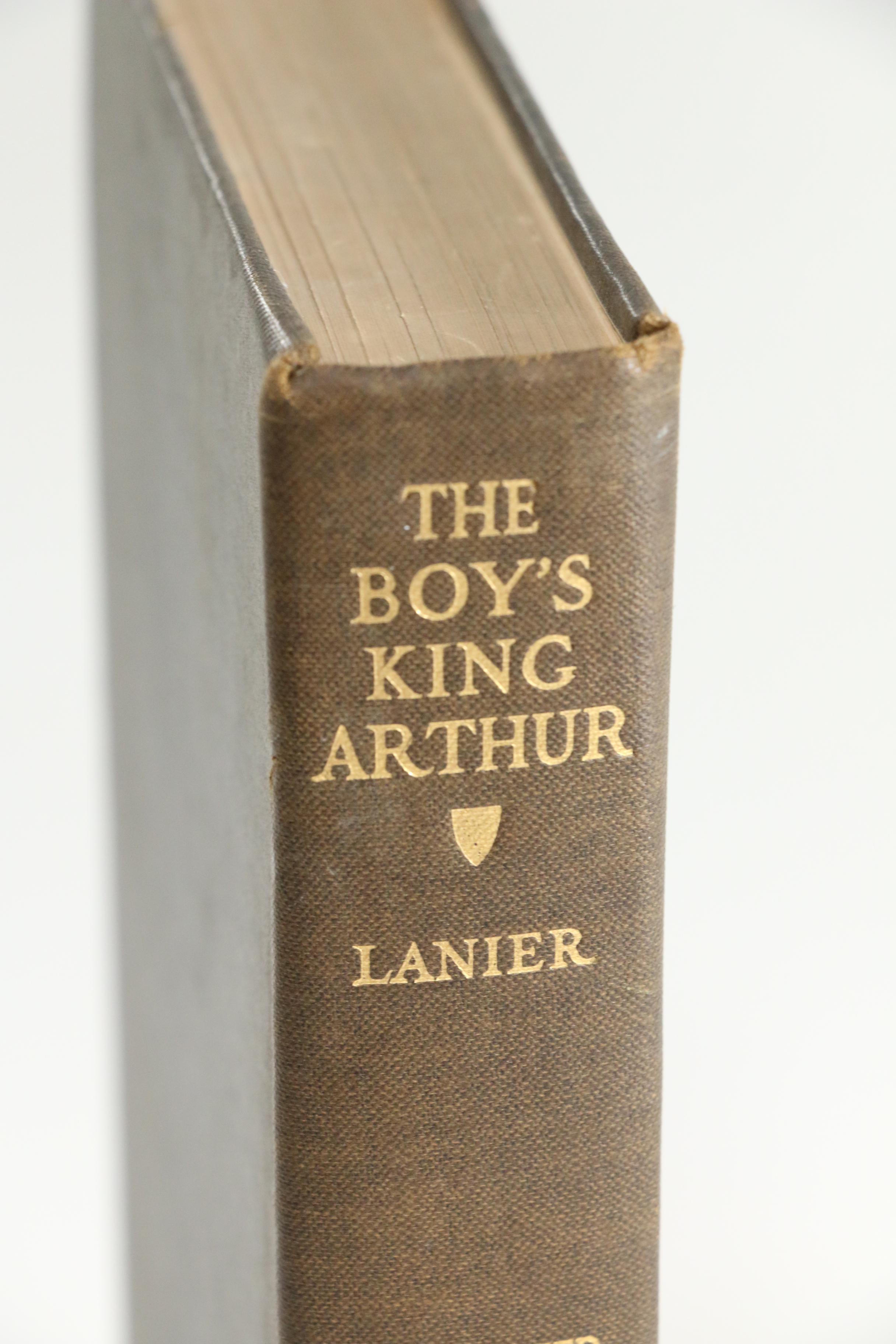 1926 "The Boy's King Arthur" Illustrated by N. C. Wyeth