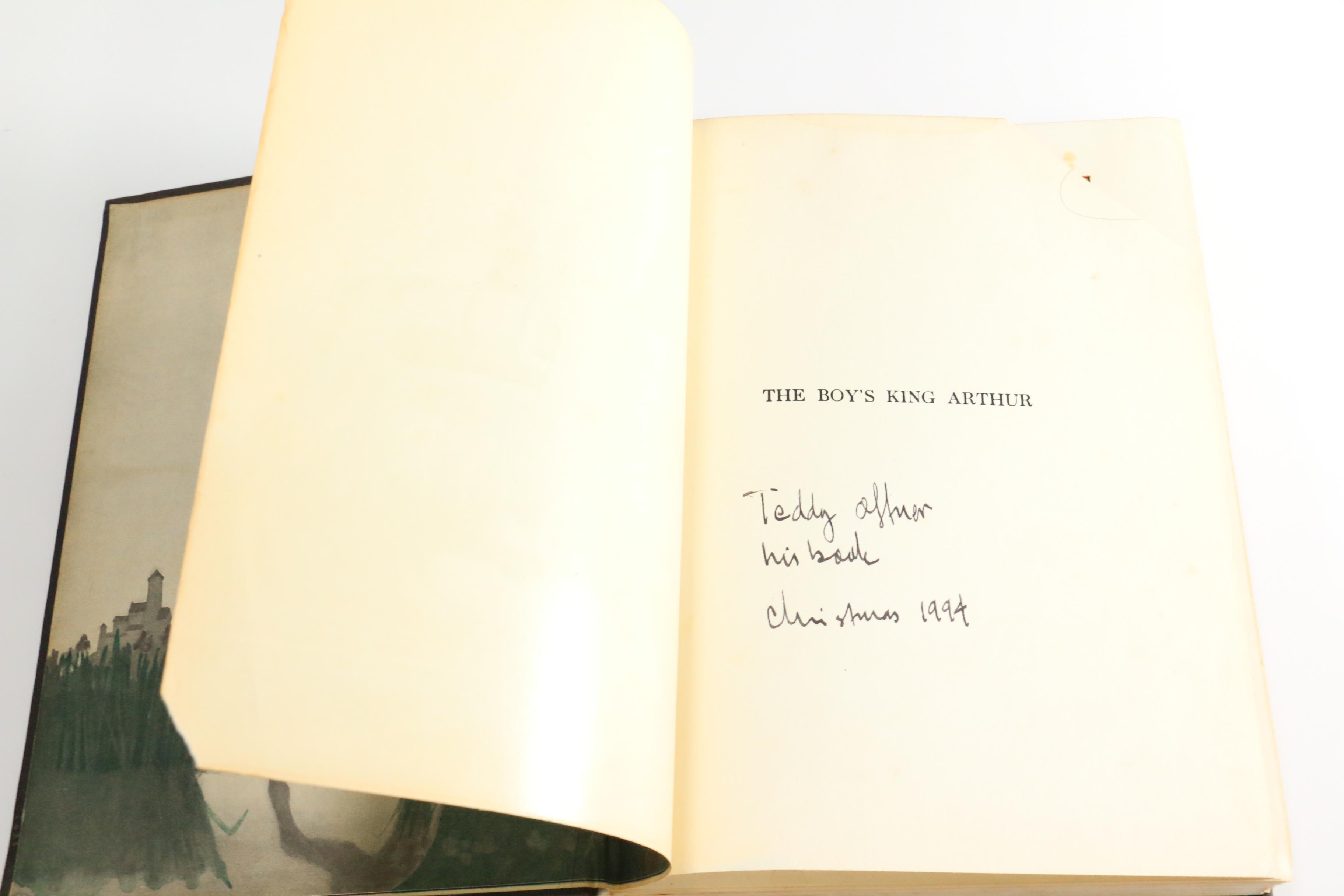 1926 "The Boy's King Arthur" Illustrated by N. C. Wyeth