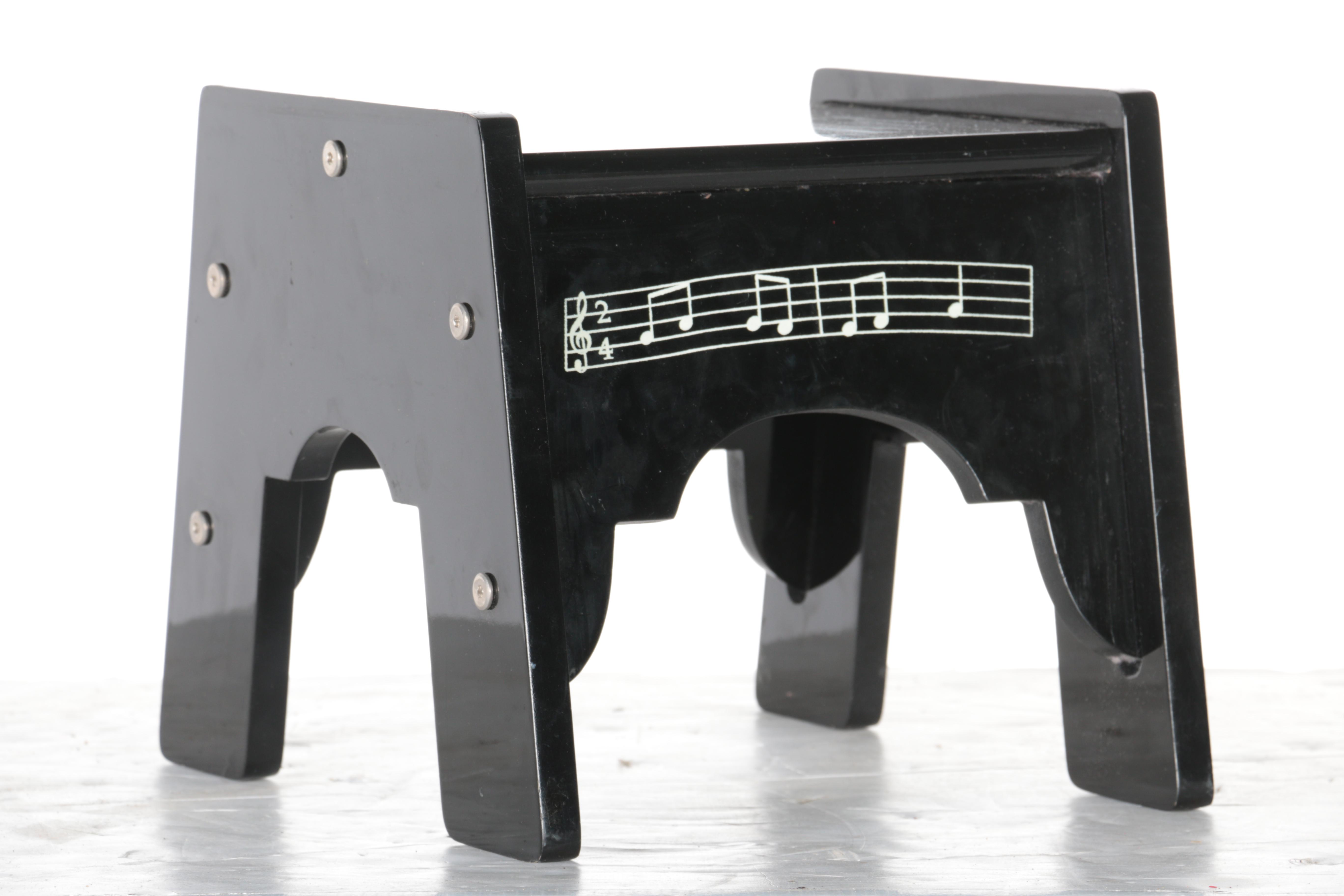 Melissa and Doug Tinker Play Introduction Piano