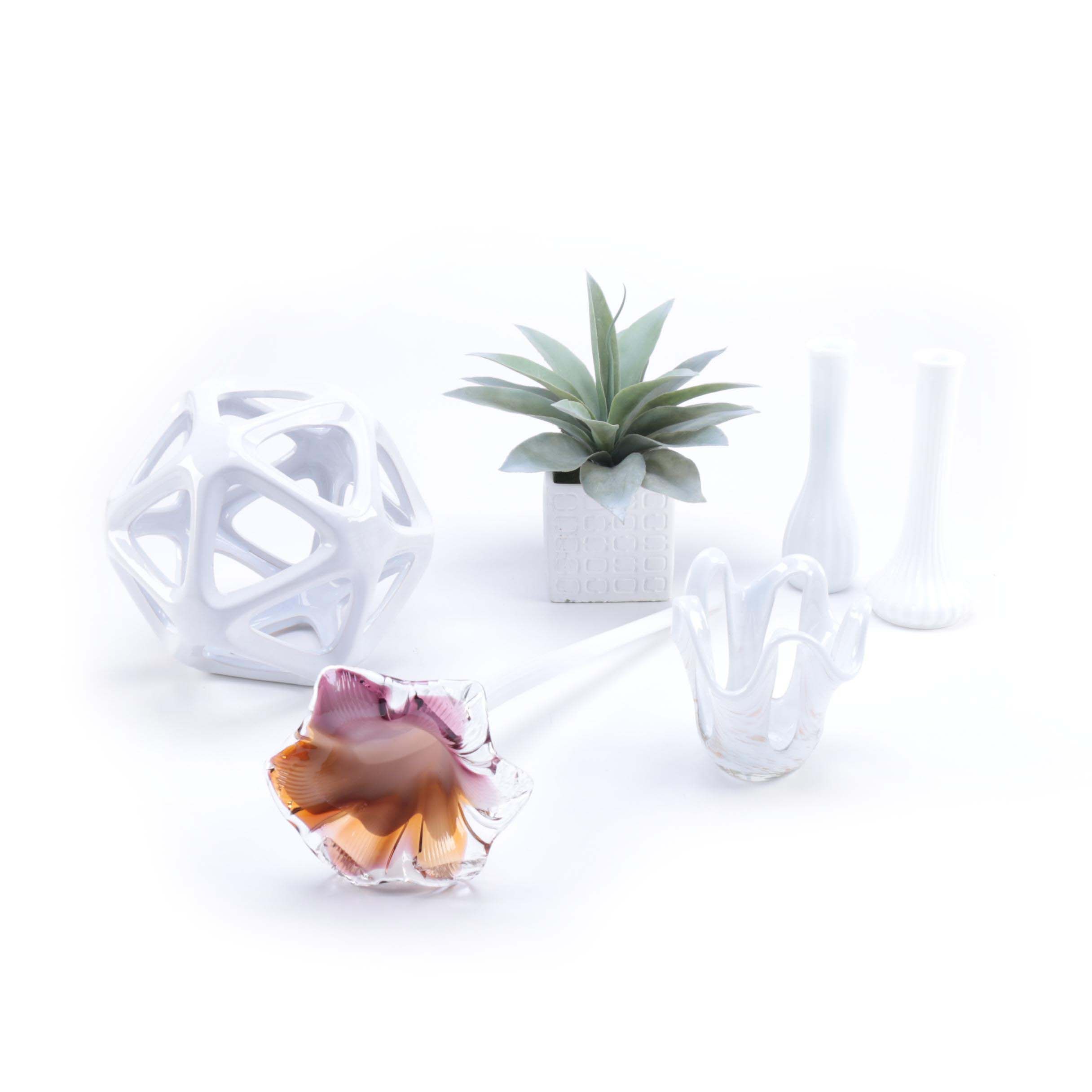 Modern White Home Decor