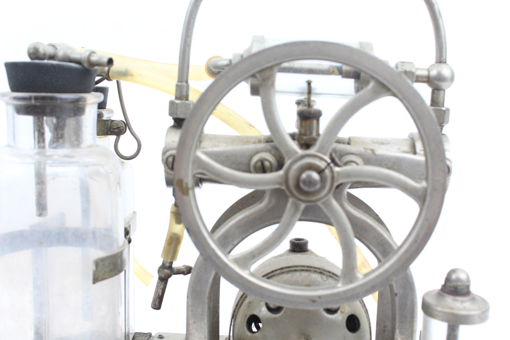 Vintage Hessler Medical Vaccuum Pump