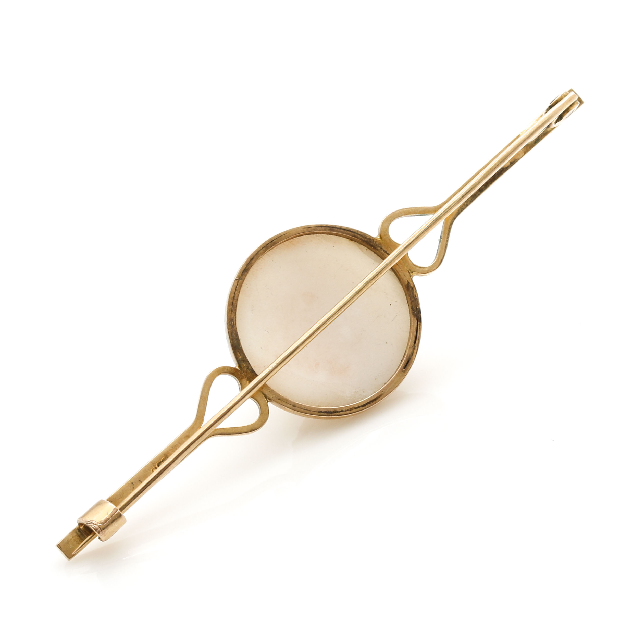 9K Yellow Gold Carved Shell Wolf Cameo Bar Pin