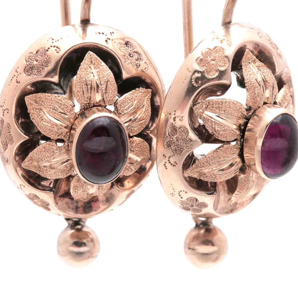 Victorian Form 14K Yellow Gold Garnet Floral Earrings