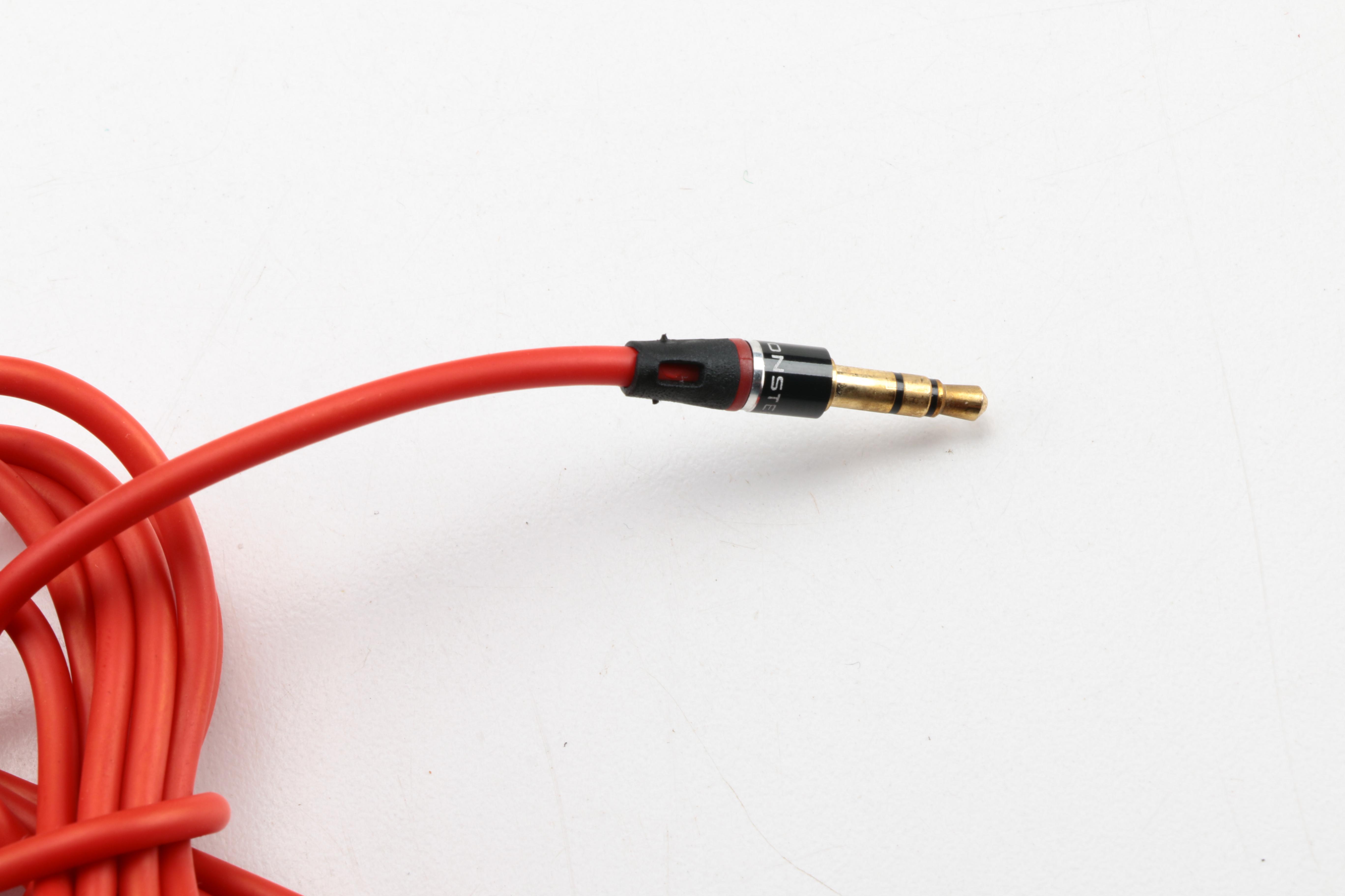 Limited Edition Michael Jackson Beats by Dr. Dre Headphones