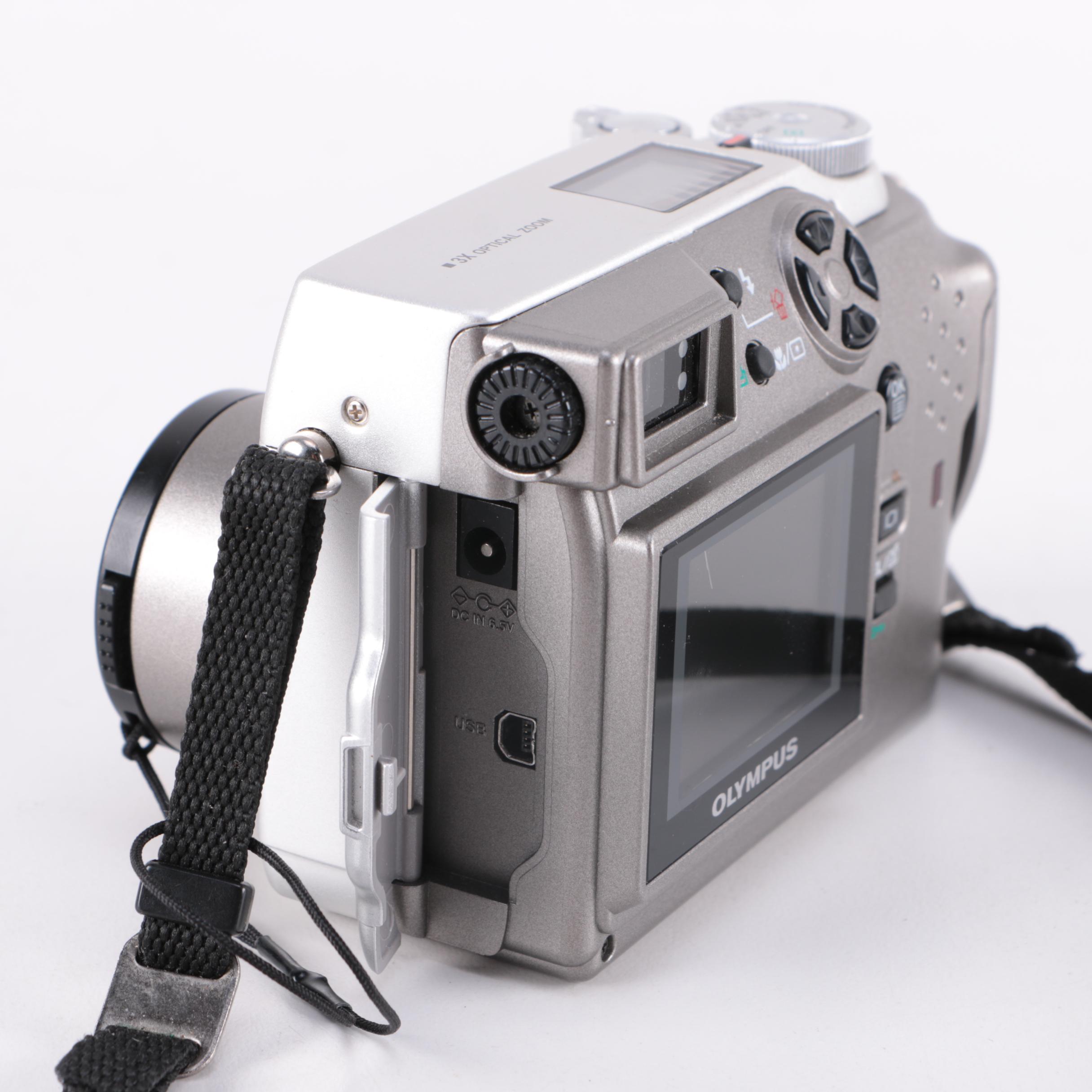 Olympus Camedia C-3020 Zoom Digital Camera