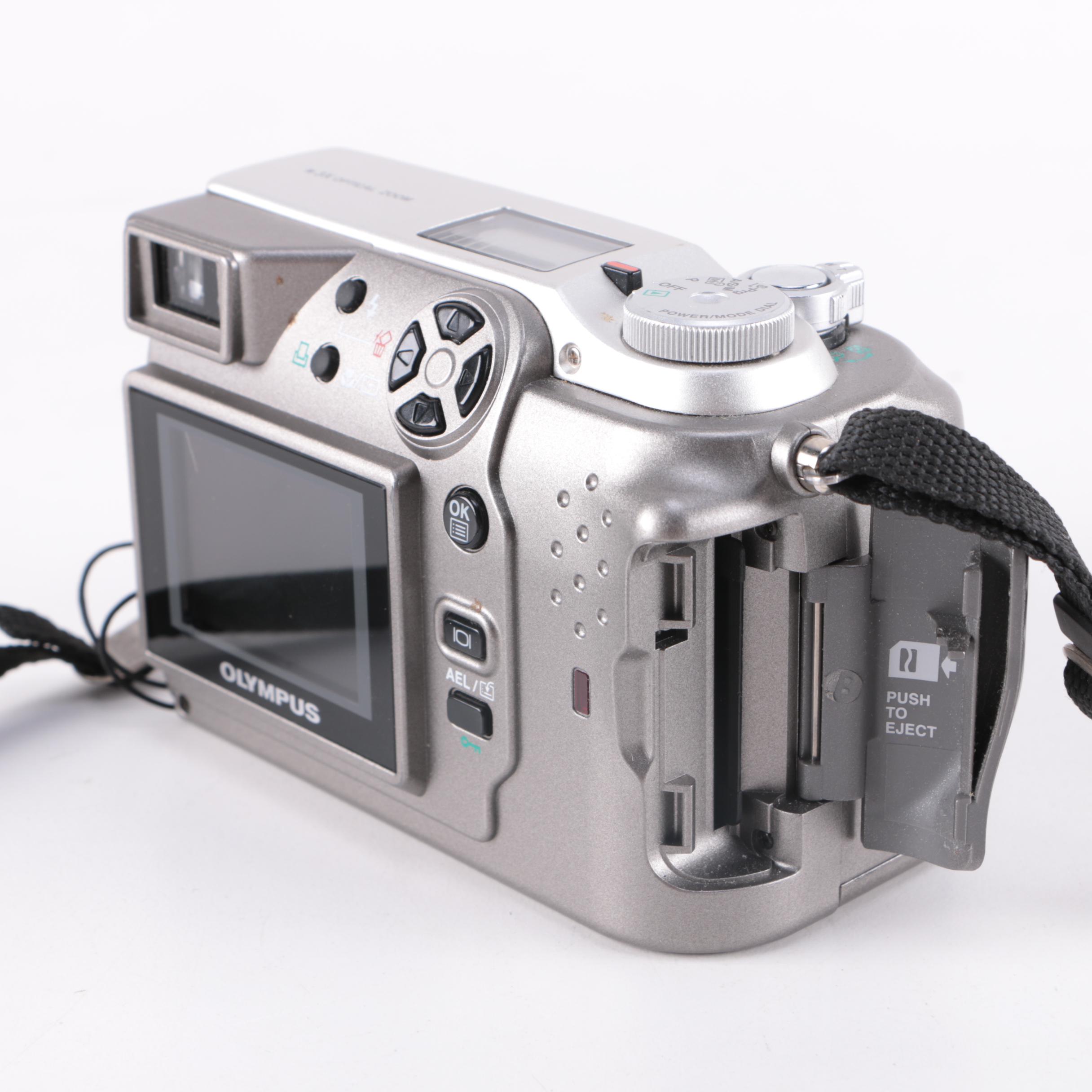 Olympus Camedia C-3020 Zoom Digital Camera