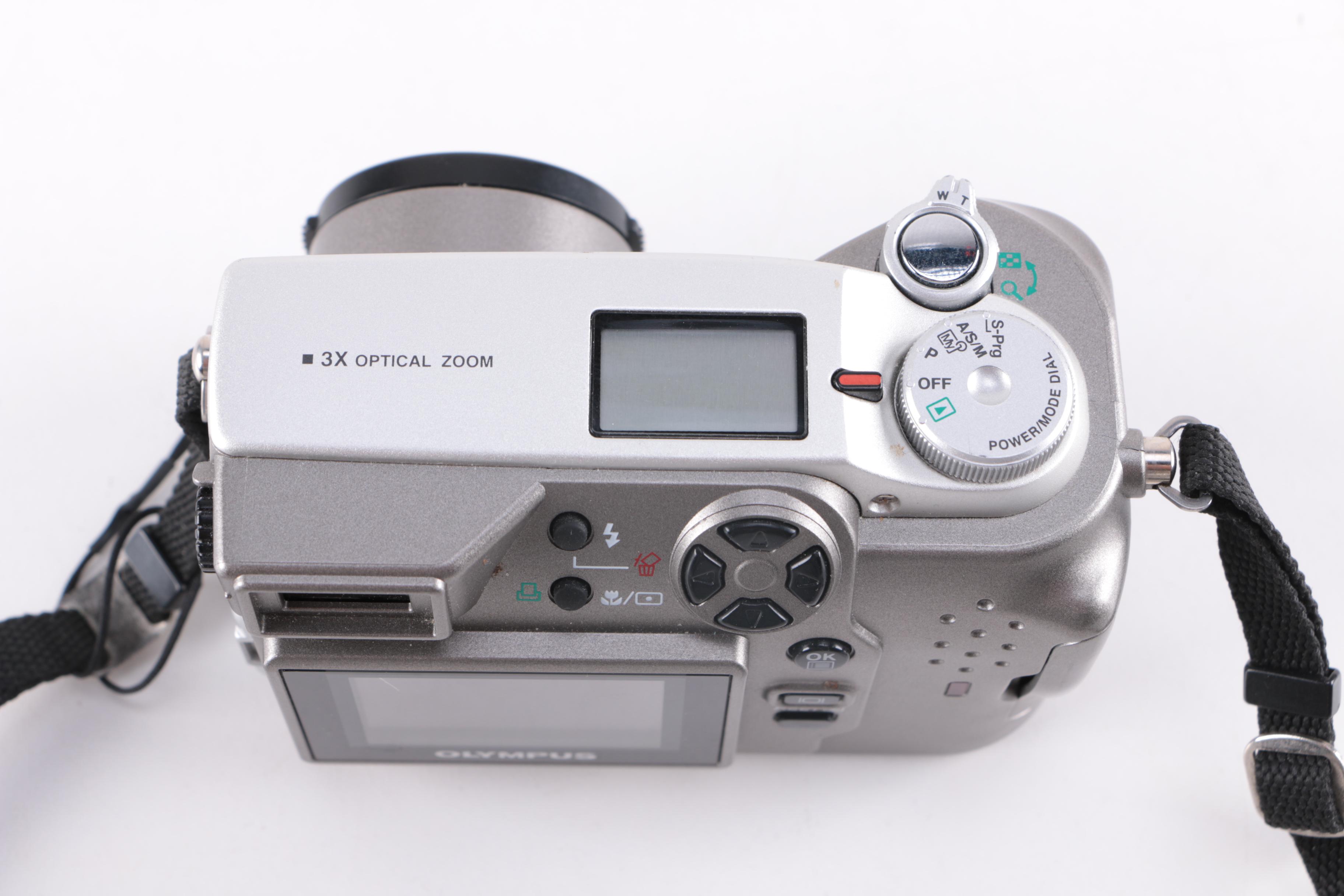 Olympus Camedia C-3020 Zoom Digital Camera