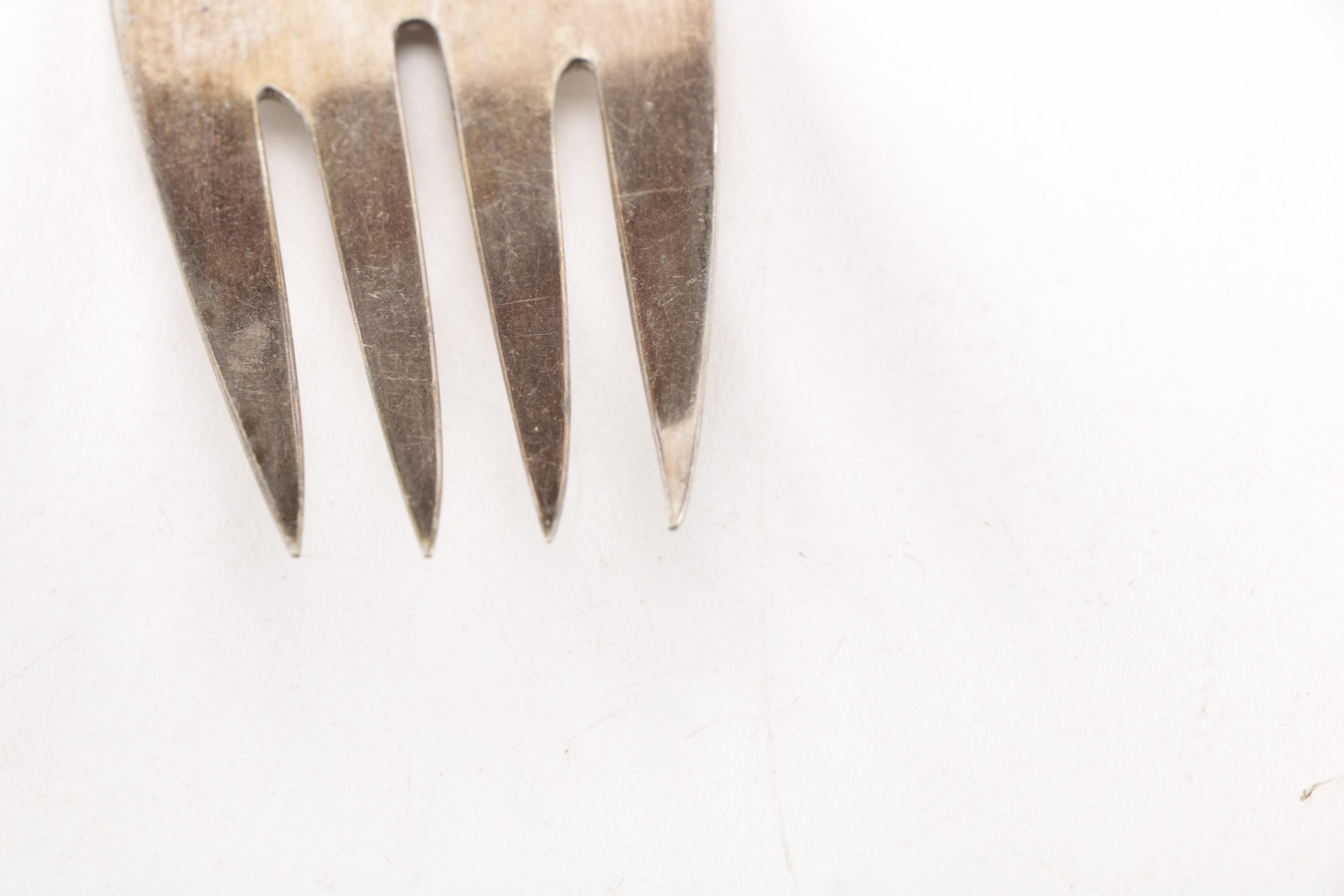 1847 Rogers Bros "First Love" Plated Silver Flatware Set