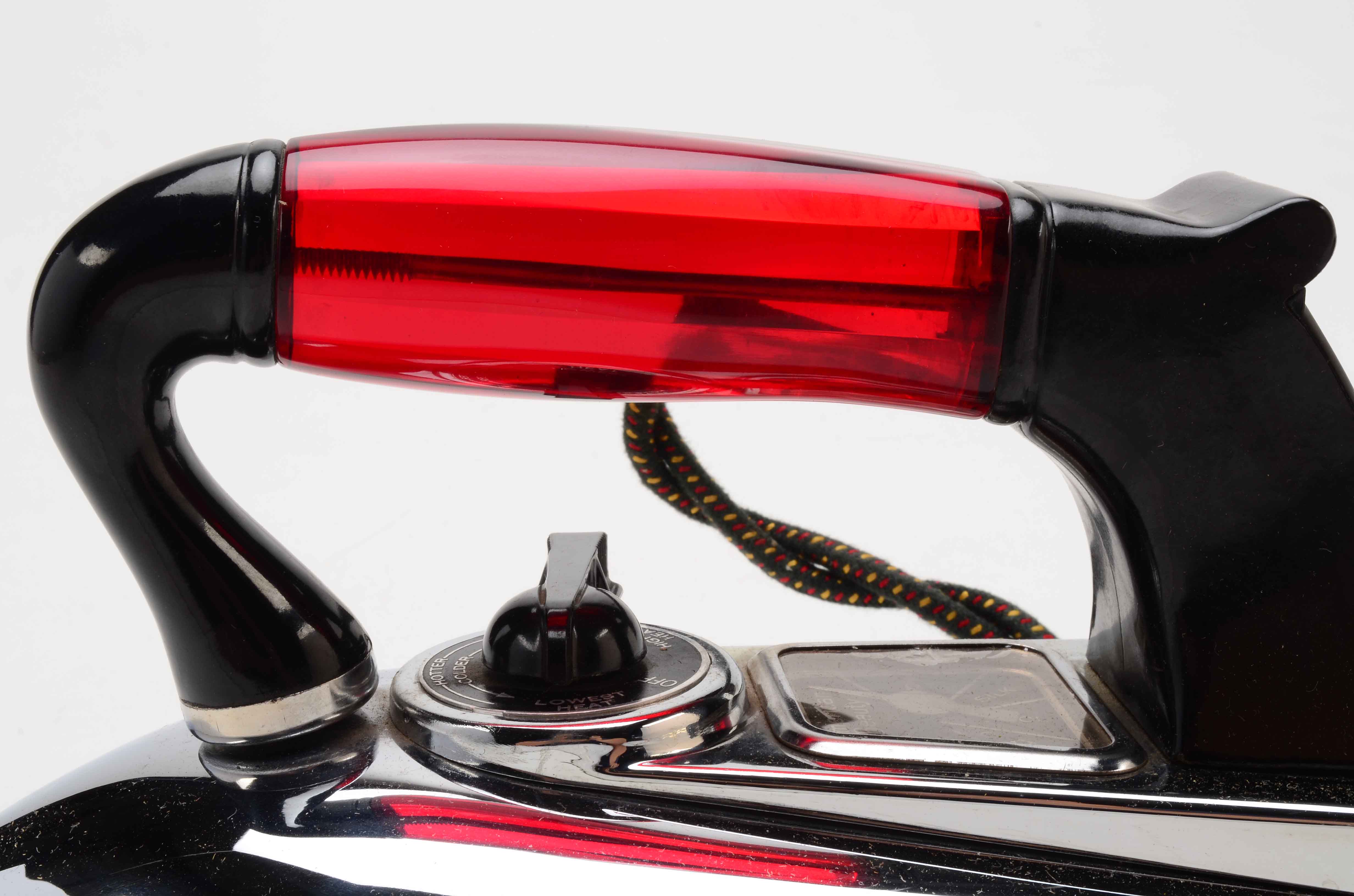 Vintage American Beauty Automatic Steam Iron