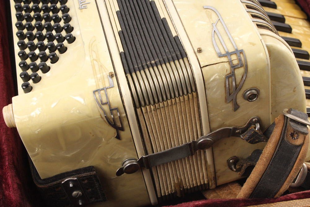 Vintage Italian Carelli Accordion