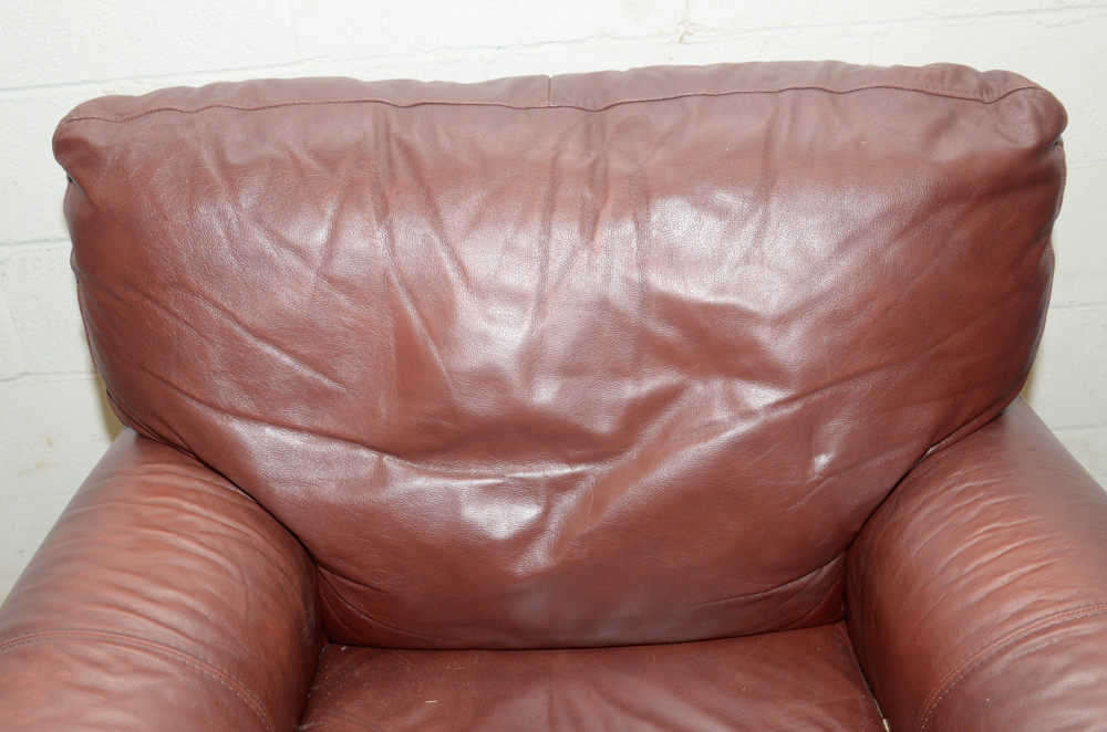 Divani Chateau D'ax Italian Leather Recliner