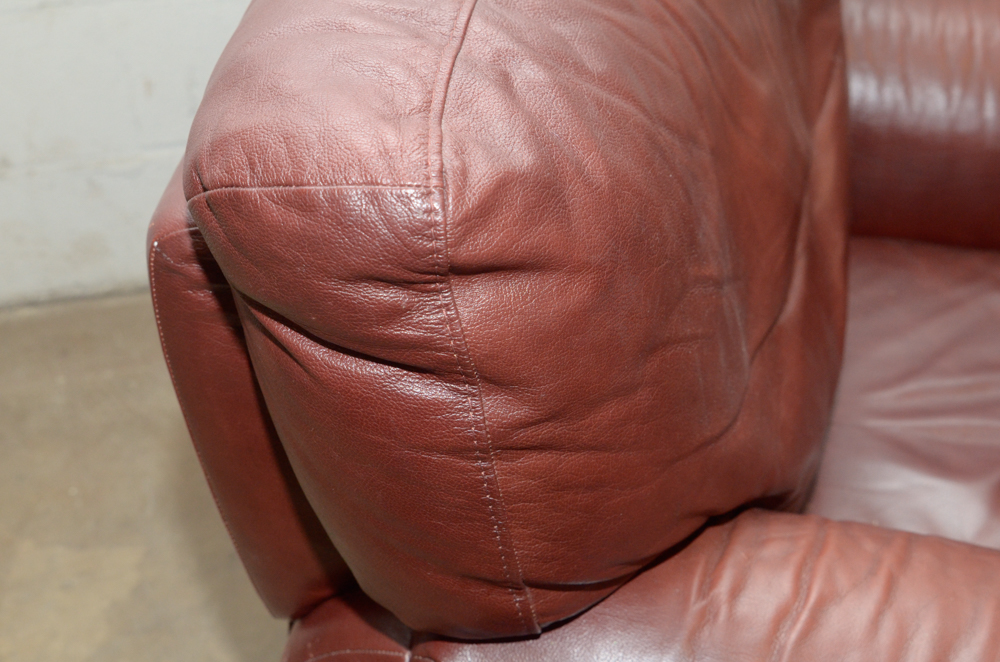 Divani Chateau D'ax Italian Leather Recliner