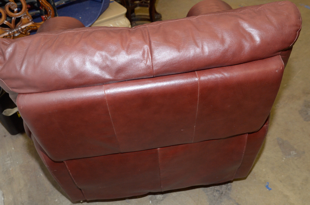 Divani Chateau D'ax Italian Leather Recliner