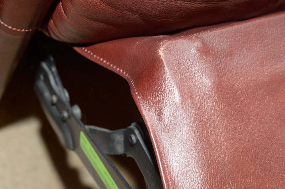 Divani Chateau D'ax Italian Leather Recliner