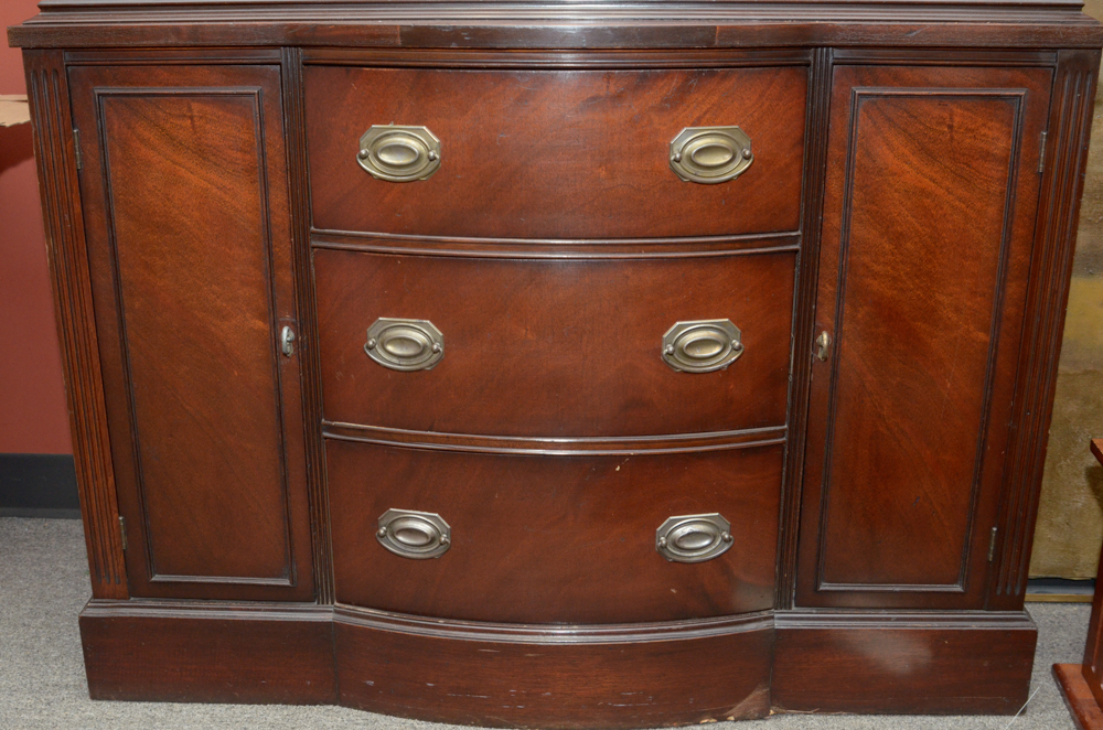 Hepplewhite Style Bow Front China Cabinet