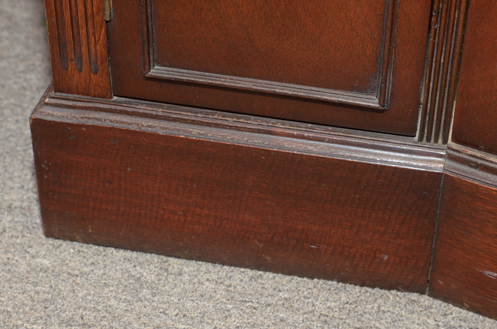 Hepplewhite Style Bow Front China Cabinet