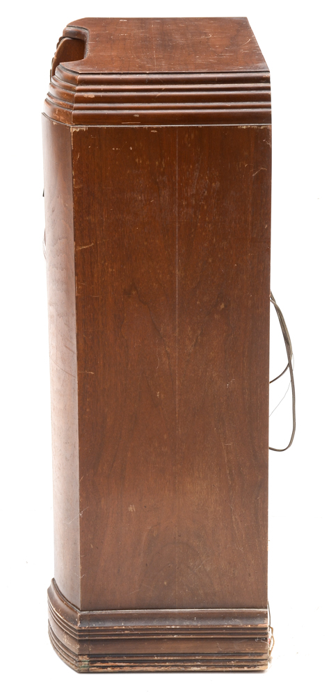 Zenith 12H670 Newport Tube Console Radio